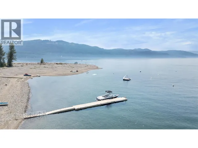 2 - 6868 SQUILAX ANGLEMONT ROAD, Magna Bay 5