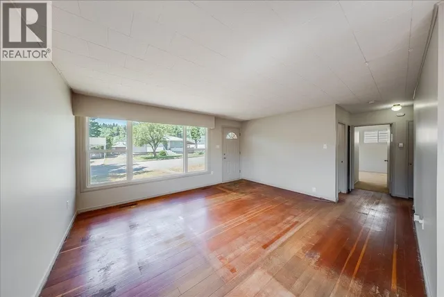 706 HERMIA CRESCENT, Trail 5