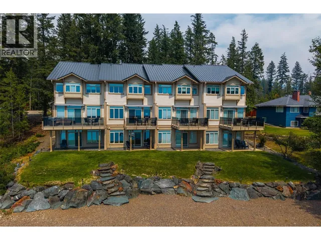 3 - 1959 BRISTOW ROAD, North Shuswap 3