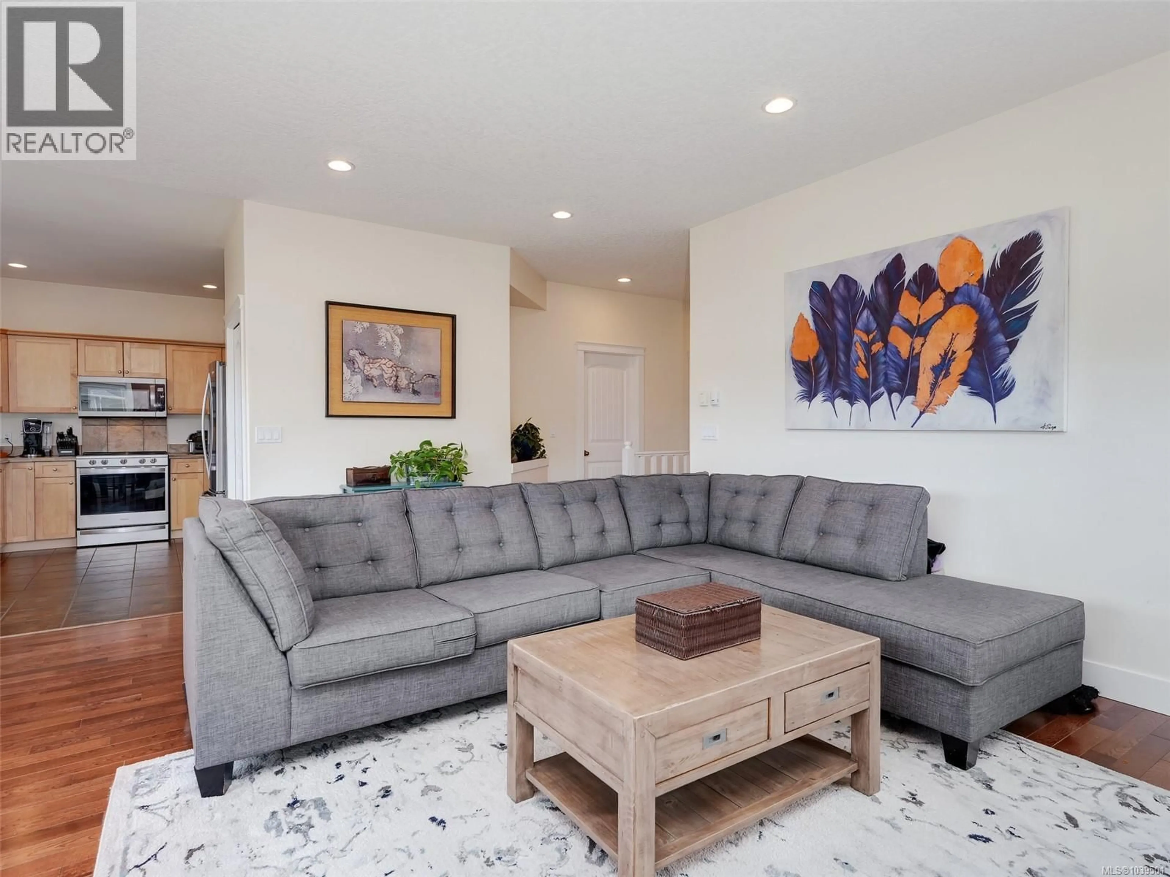 Living room with furniture, unknown for 6742 STEEPLE CHASE, Sooke British Columbia V9Z0W3