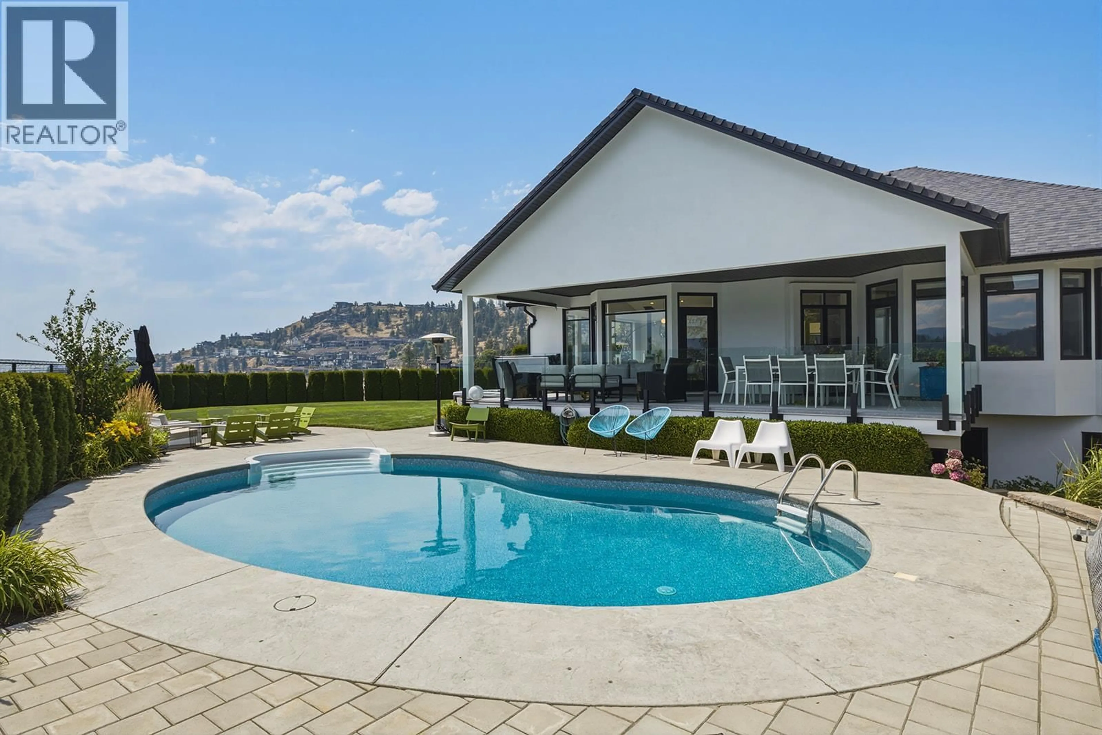 Pool for 1777 SPRUCEVIEW COURT, Kelowna British Columbia V1V2N2