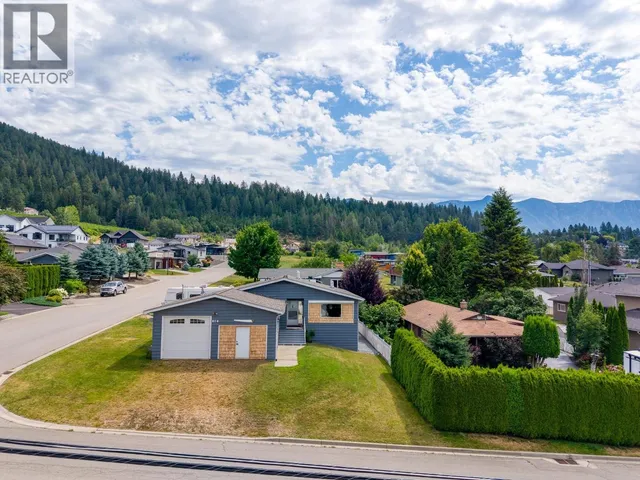 614 16TH AVENUE NORTH, Creston 5