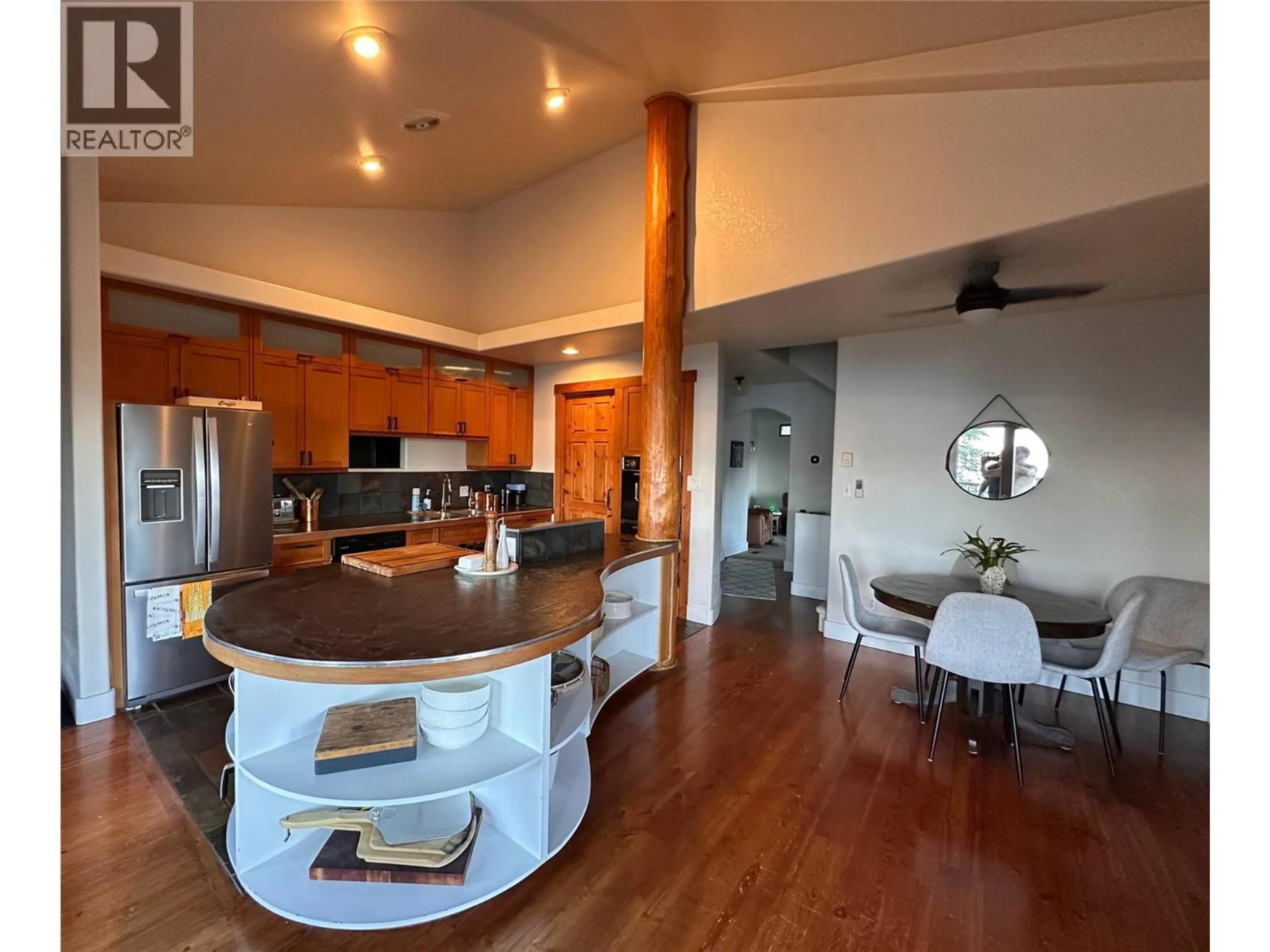 Open concept kitchen, unknown for 460 GALWAY PLACE, Vernon British Columbia V1H2G2
