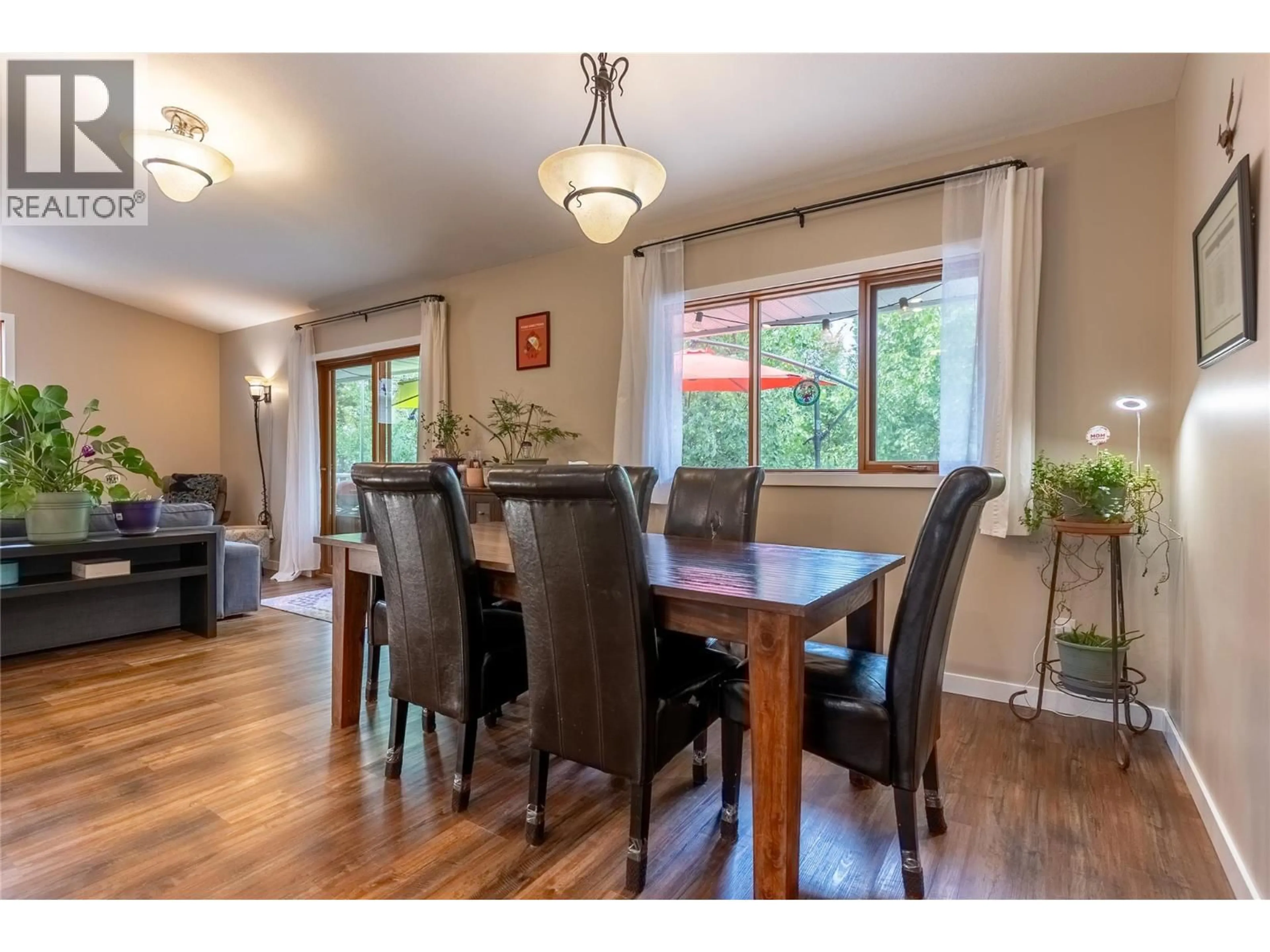 Dining room, wood/laminate floor for 356 DALADON DRIVE, Logan Lake British Columbia V0K1W0