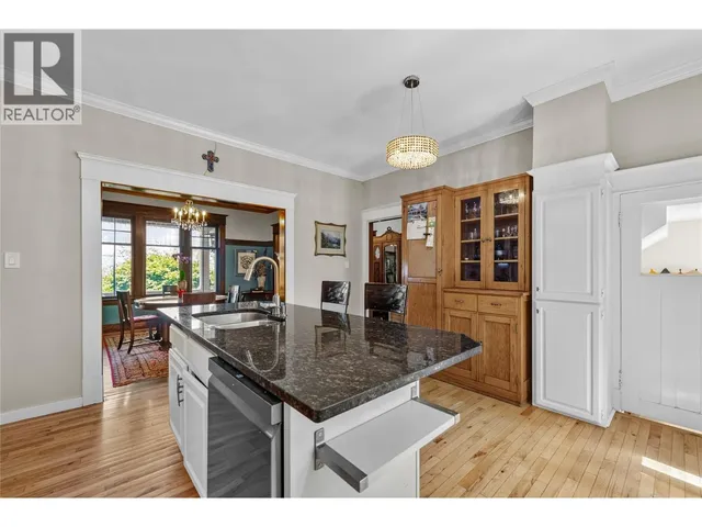 179 BATTLE ST W STREET, Kamloops 5