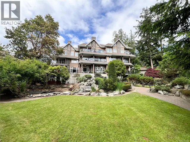 206 - 2326 HARBOUR ROAD, Sidney