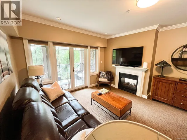 206 - 2326 HARBOUR ROAD, Sidney 3