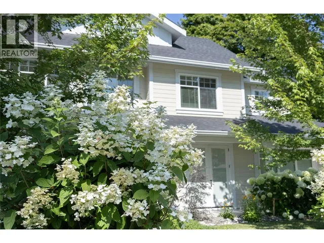 2050 LONG STREET, Kelowna 3