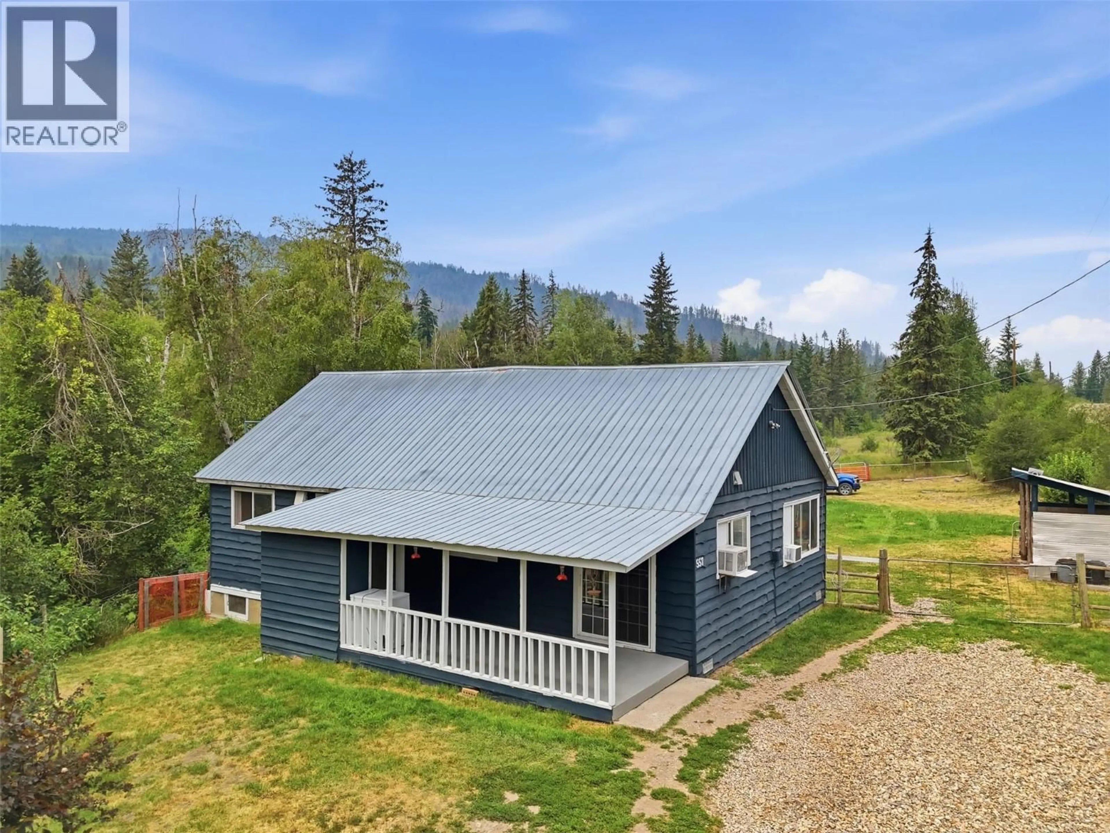 A pic from outside/outdoor area/front of a property/back of a property/a pic from drone, mountain view for 557 SQUILAX-TURTLE VALLEY ROAD, Chase British Columbia V0E1M1