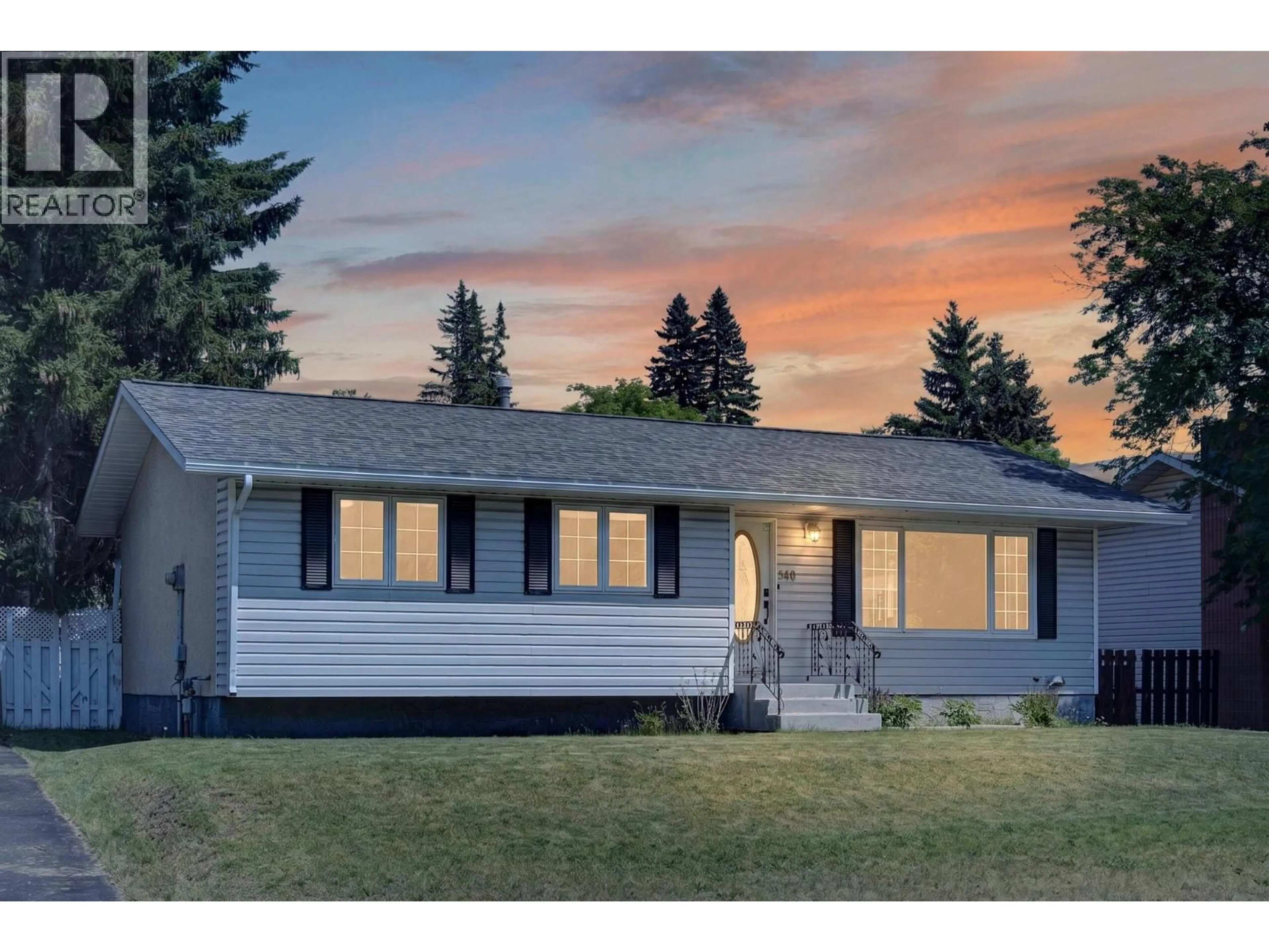 Home with vinyl exterior material, street for 340 PACIFIC YEW CRESCENT, Sparwood British Columbia V0B2G0