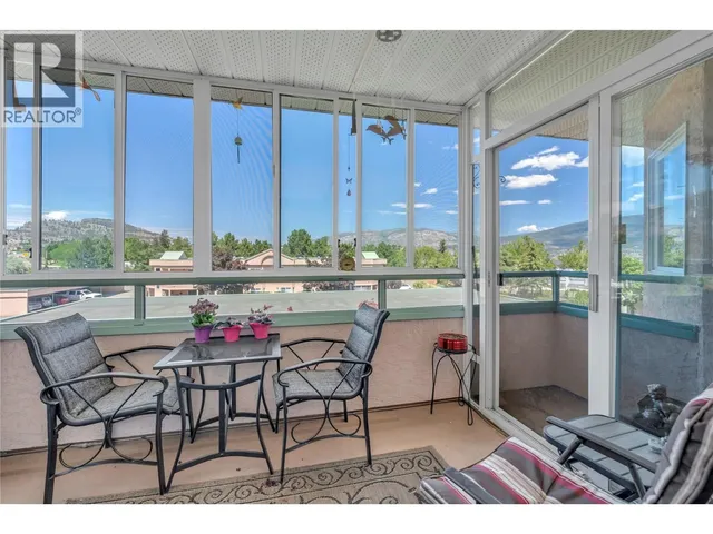 306 - 8907 PINEO COURT, Summerland 3