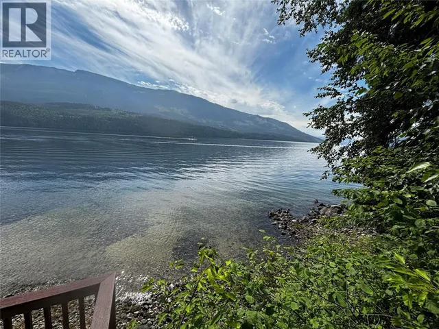 26 SIMARD ROAD, Mabel Lake 5