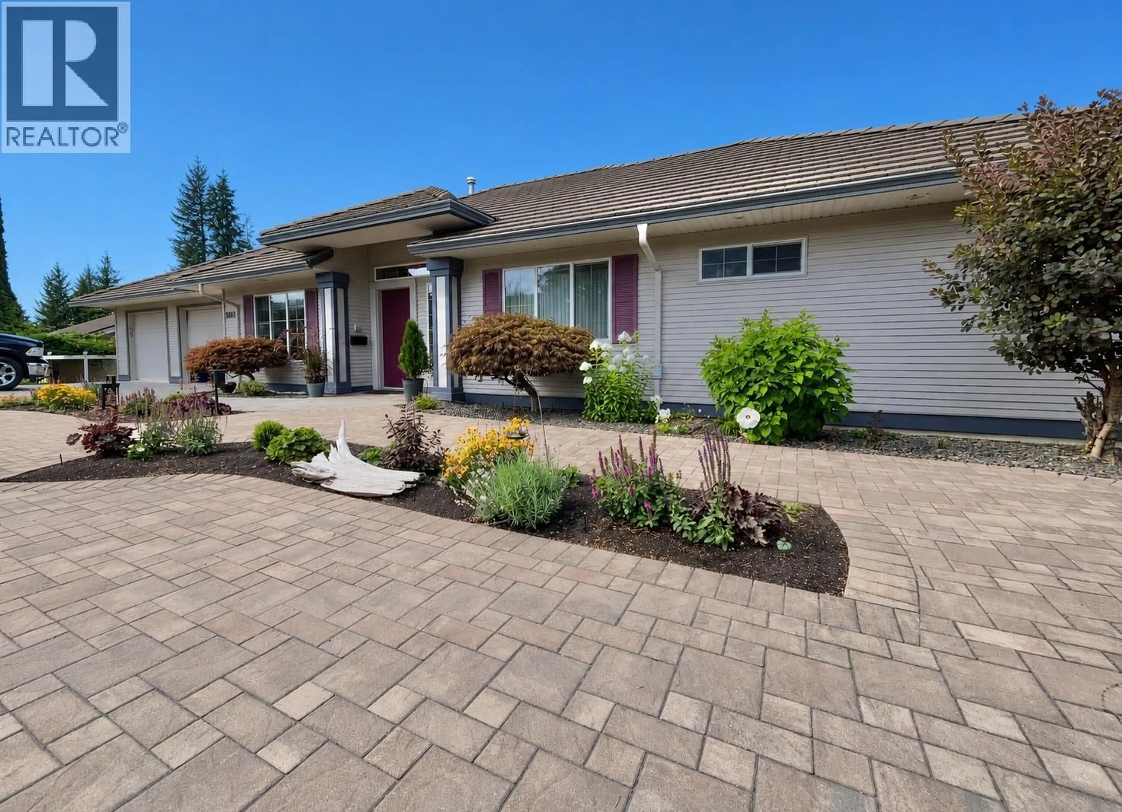 Unknown for 2595 GOLF COURSE DRIVE, Blind Bay British Columbia V0E1H2
