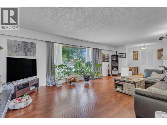 3259 ST AMAND ROAD, Kelowna 5