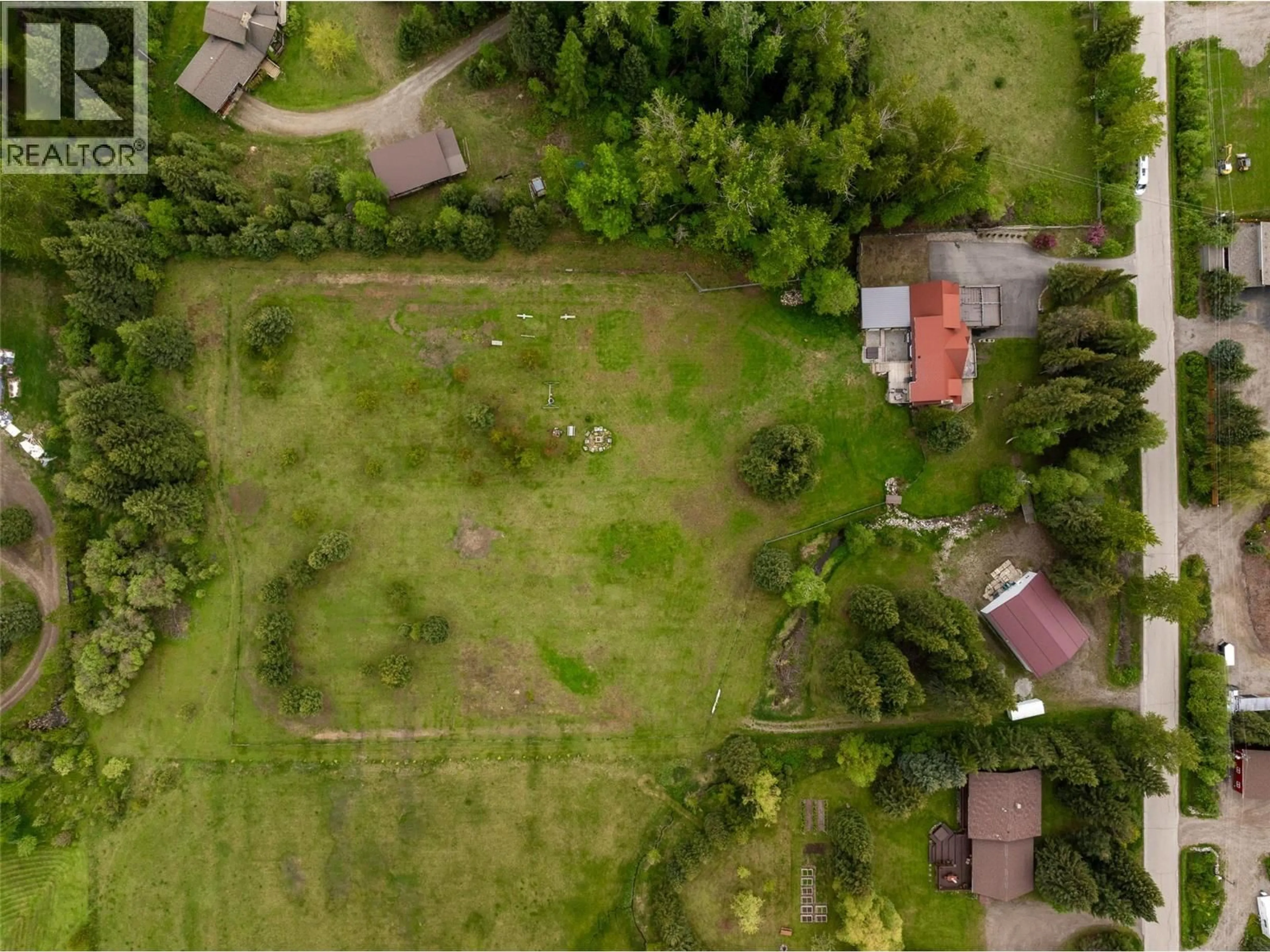 A pic from outside/outdoor area/front of a property/back of a property/a pic from drone, unknown for 3292 ANDERSON ROAD, Fernie British Columbia V0B1M1