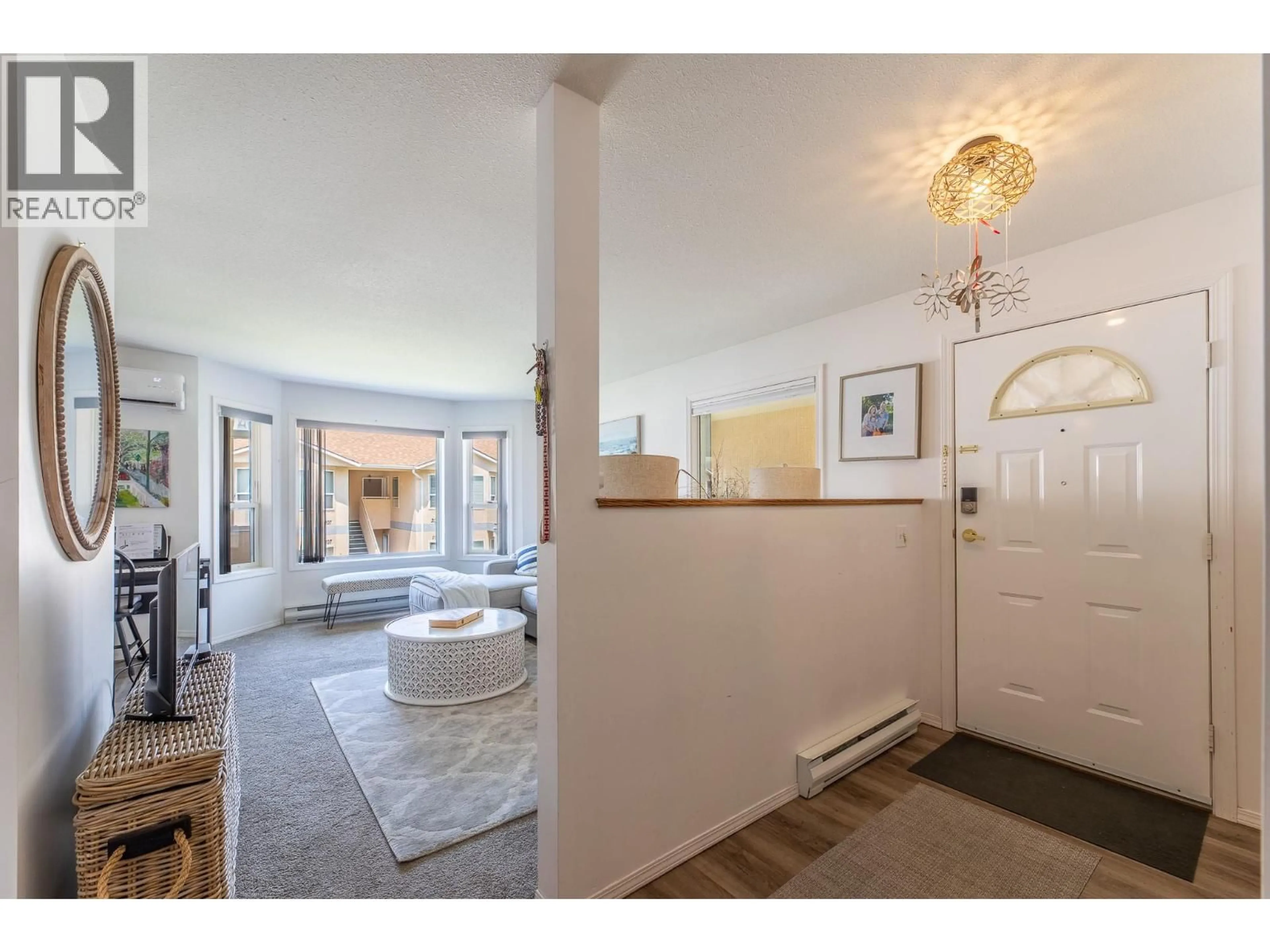 Indoor entryway for 203 - 13014 ARMSTRONG AVENUE, Summerland British Columbia V0H1Z5