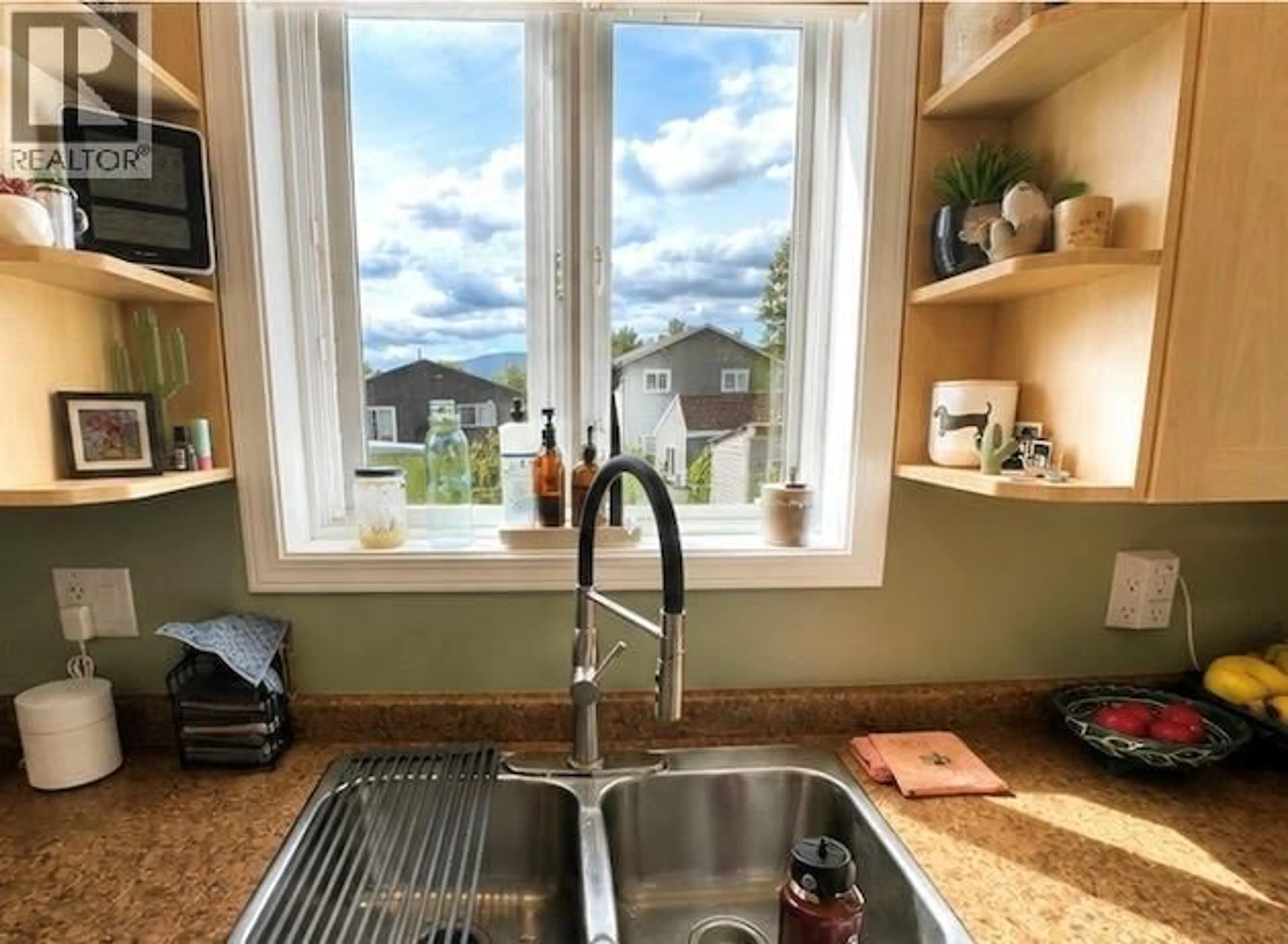 Unknown for 5213 40 ST NE STREET, Chetwynd British Columbia V0C1J0