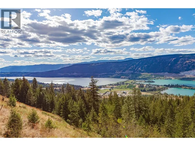 5572 OYAMA LAKE ROAD, Oyama 2