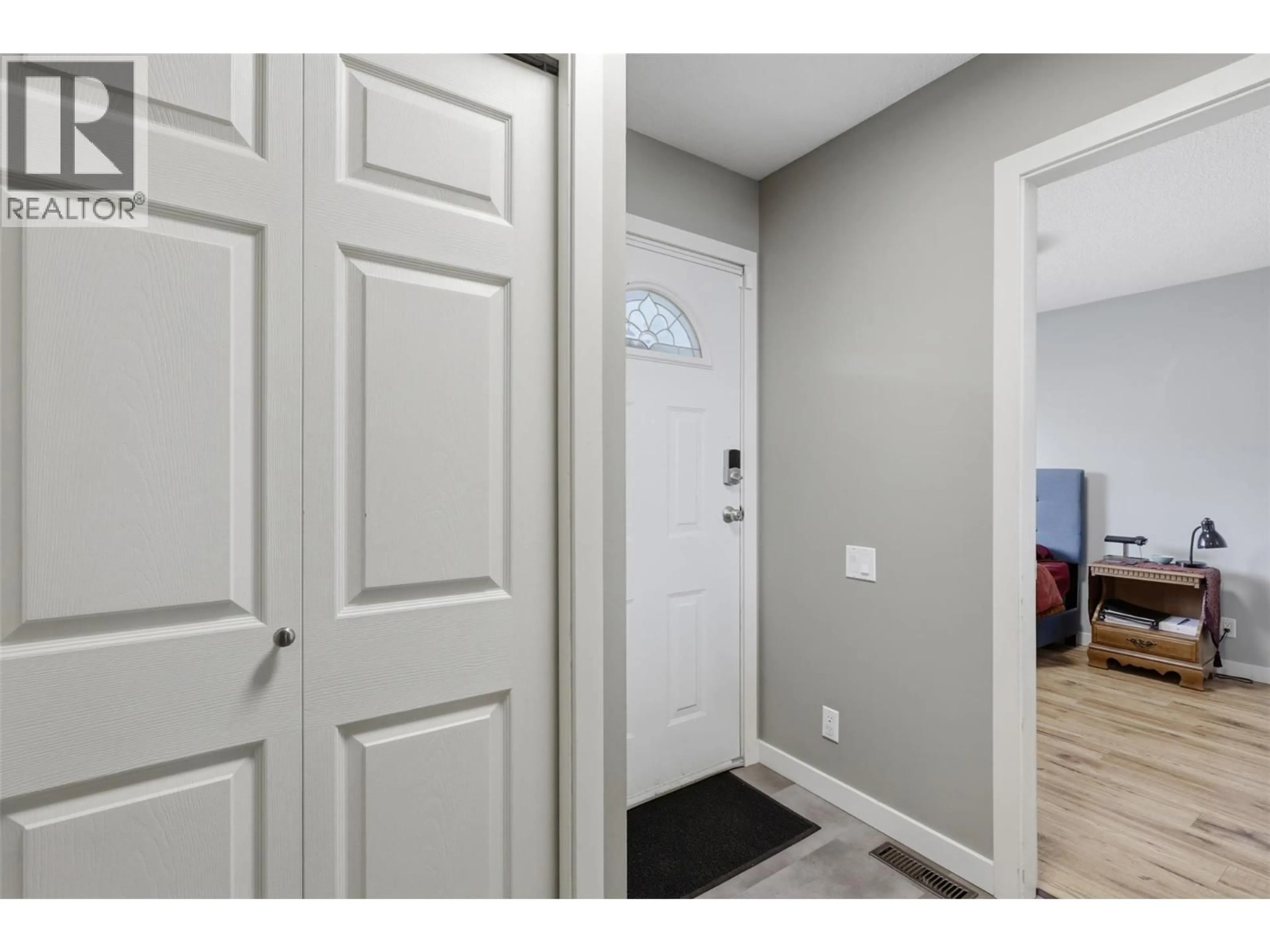 Indoor entryway for 309 - 1780 SPRINGVIEW PLACE, Kamloops British Columbia V2E1C8