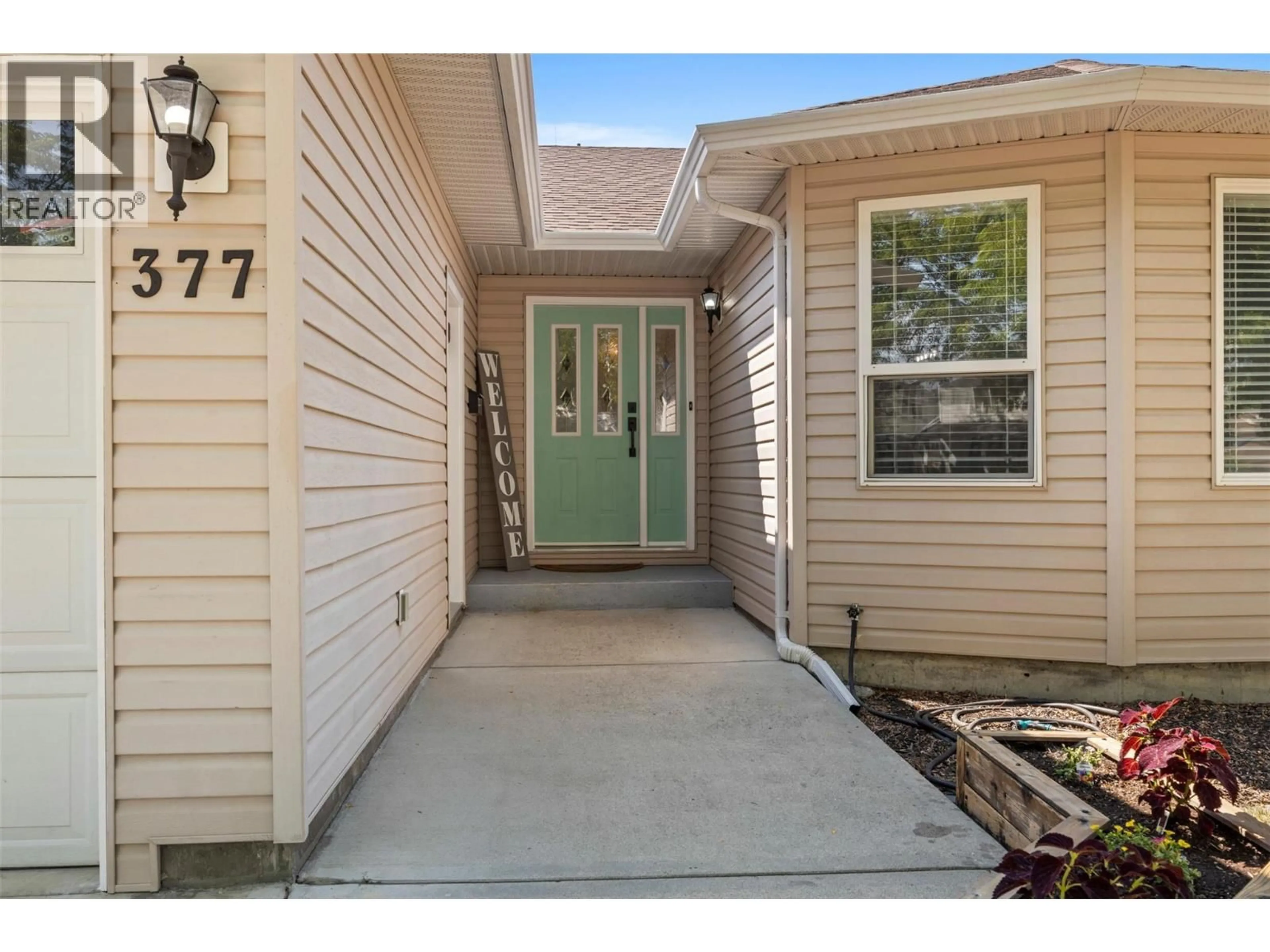 Unknown for 377 SUMAC ROAD EAST, Kelowna British Columbia V1X7N5