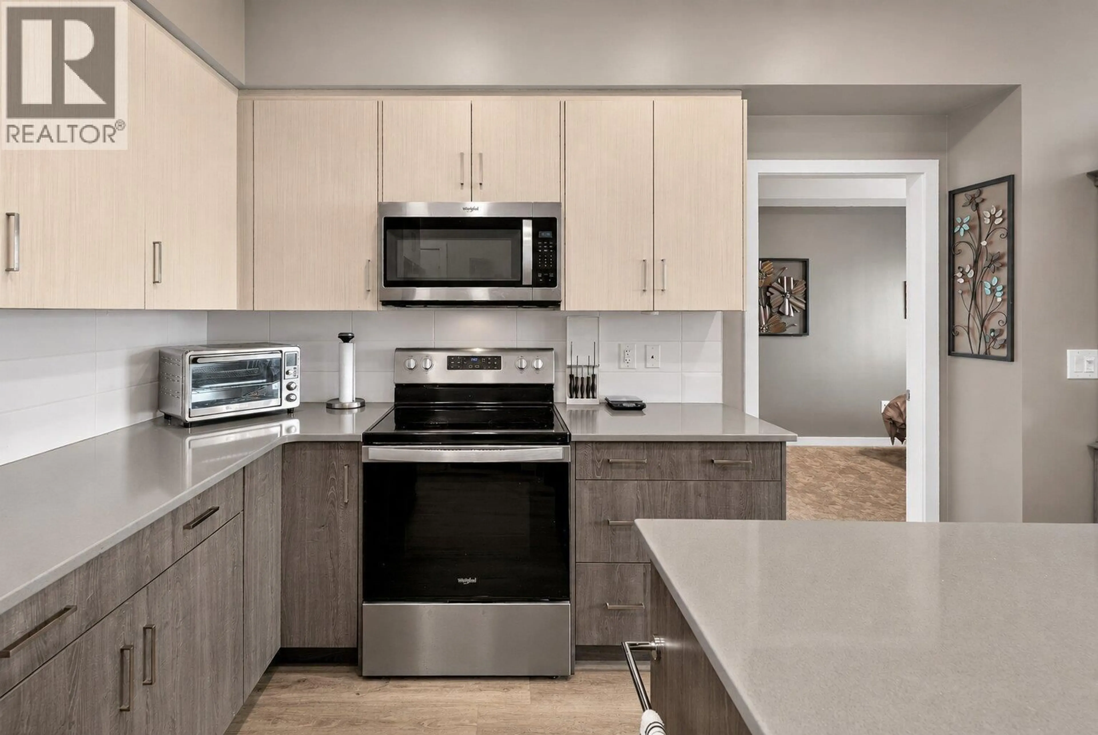 Standard kitchen, unknown for 318 - 2301 CARRINGTON ROAD, West Kelowna British Columbia V2S6R2