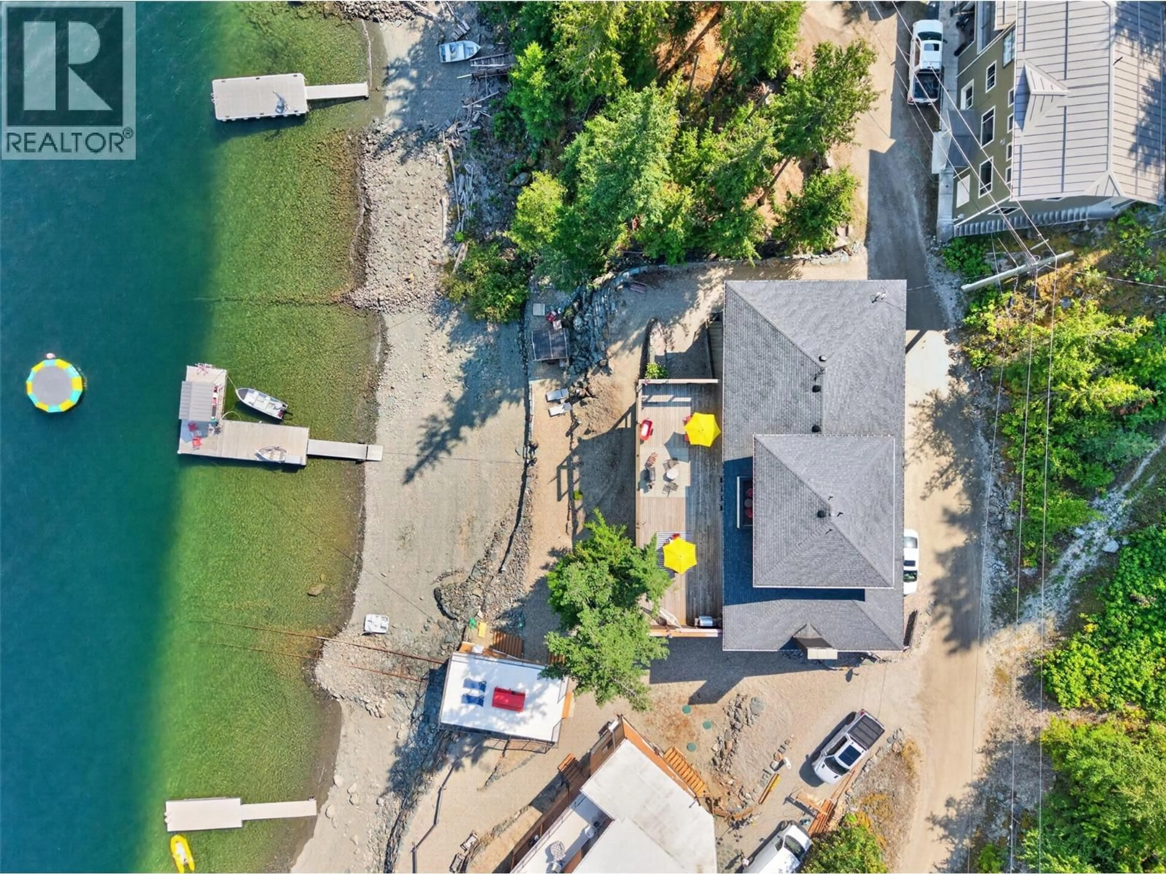 A pic from outside/outdoor area/front of a property/back of a property/a pic from drone, water/lake/river/ocean view for 12 - 4119 GALLIGAN ROAD, Eagle Bay British Columbia V0E1T0