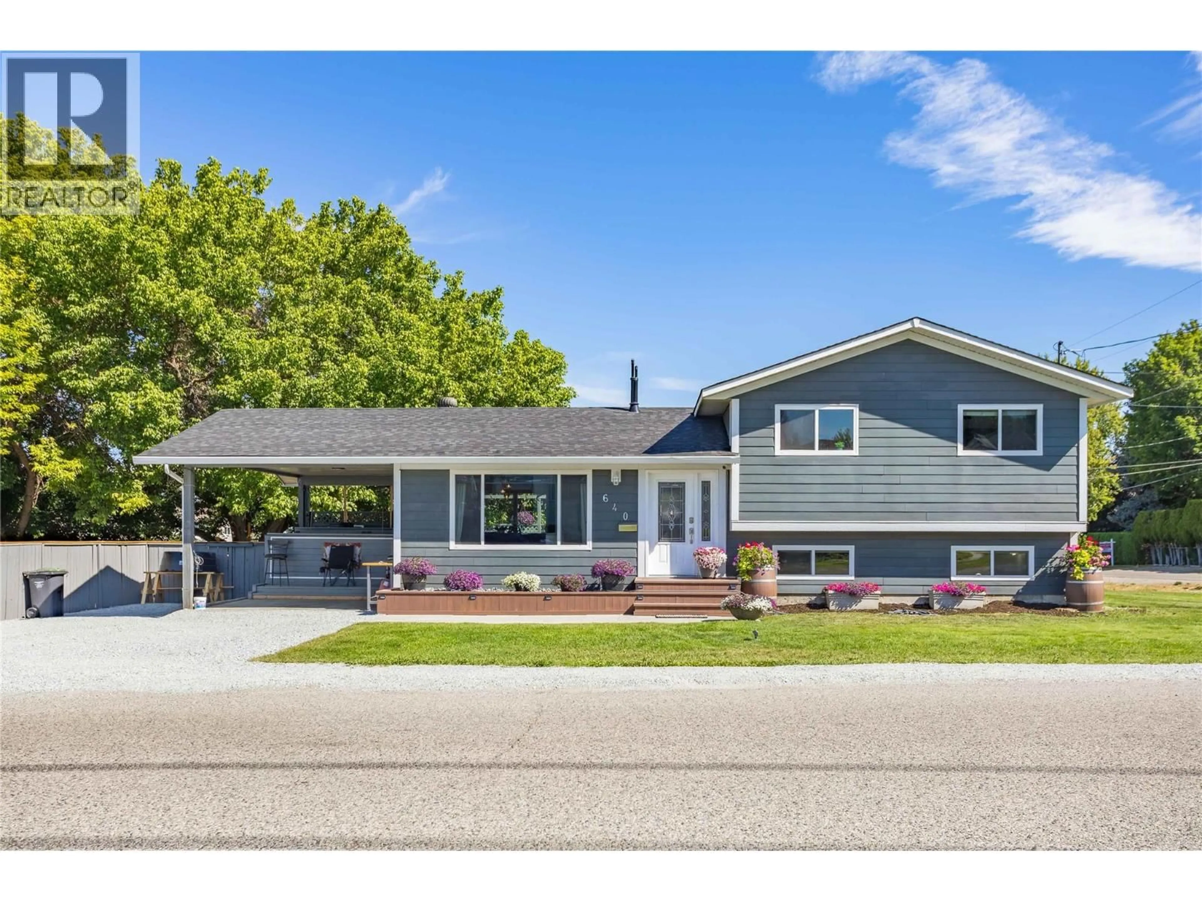 Home with vinyl exterior material, street for 640 MYRON ROAD, Kelowna British Columbia V1X6V3