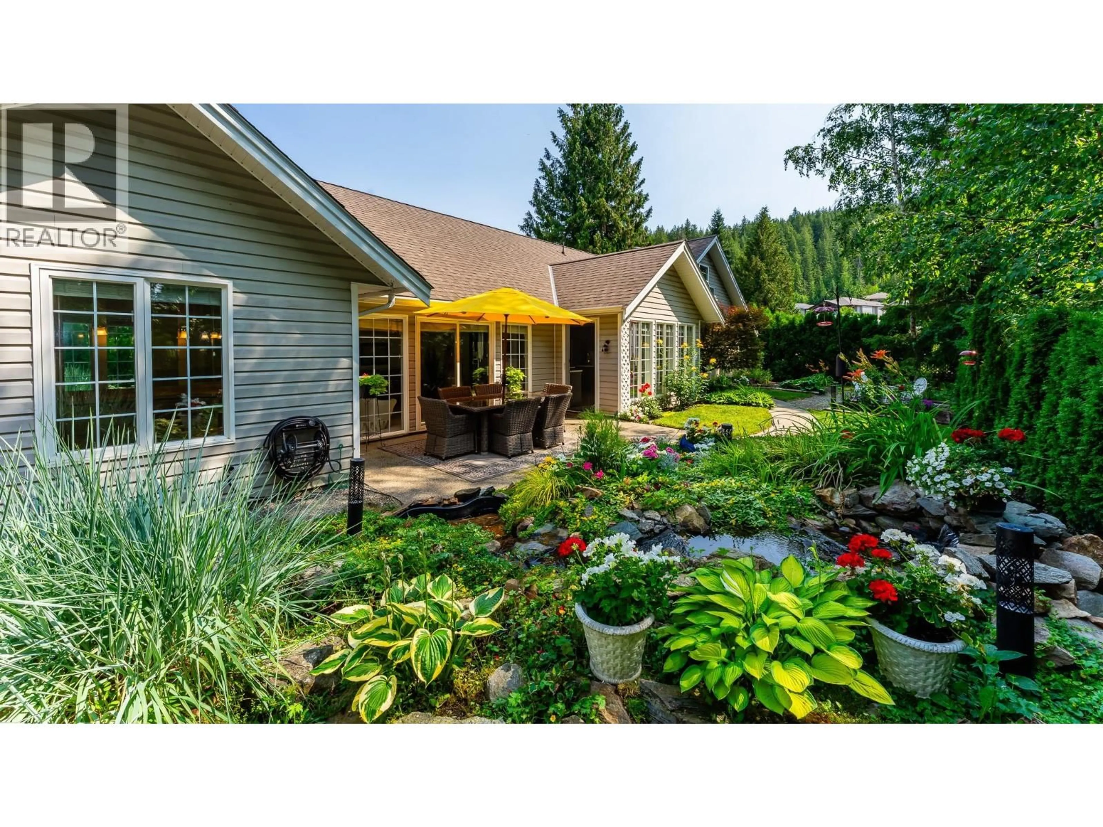 Patio, unknown for 29 - 2592 ALPEN PARADIES ROAD, Blind Bay British Columbia V0E1H1