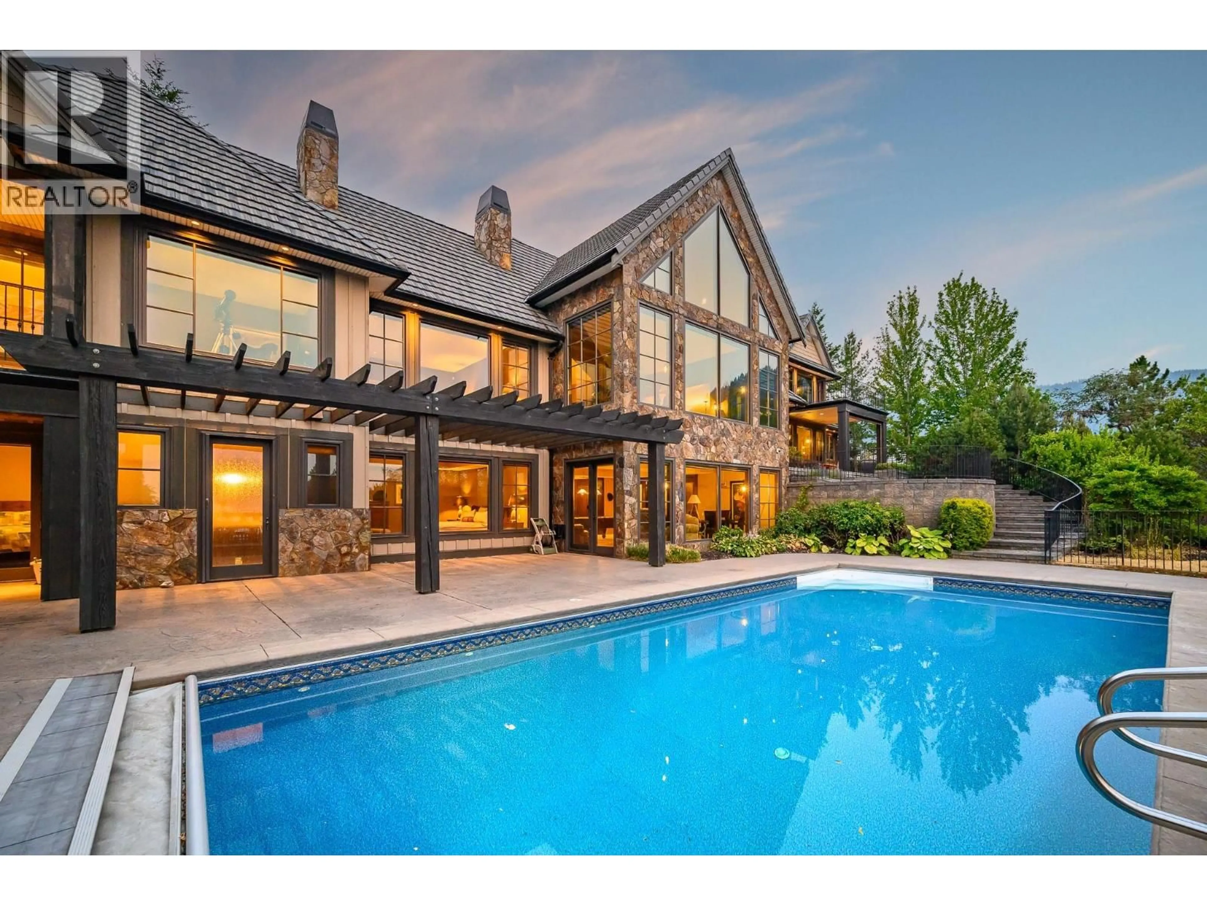 Unknown for 3006 COACHWOOD CRESCENT, Coldstream British Columbia V1B3Y4