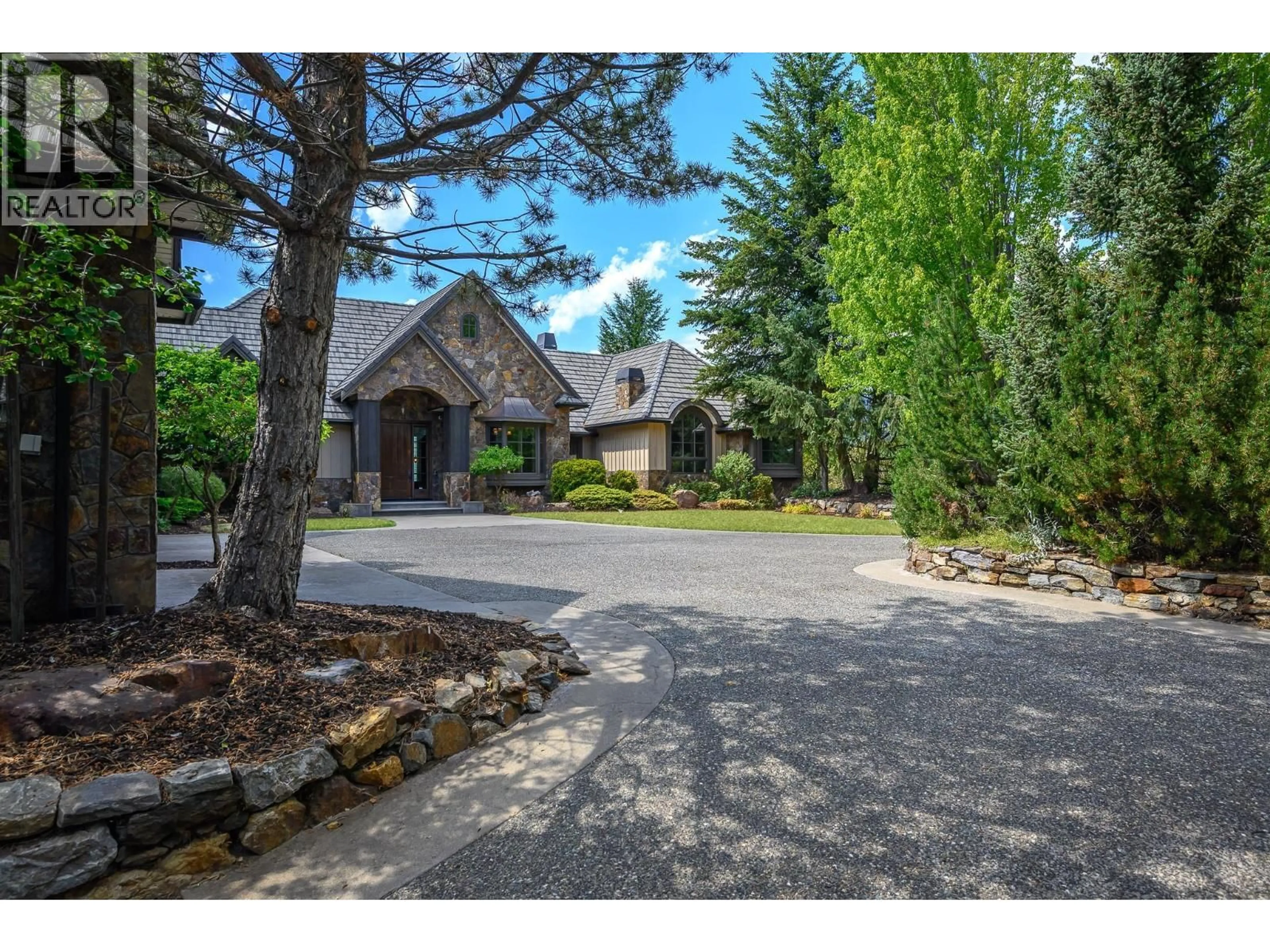 Unknown for 3006 COACHWOOD CRESCENT, Coldstream British Columbia V1B3Y4