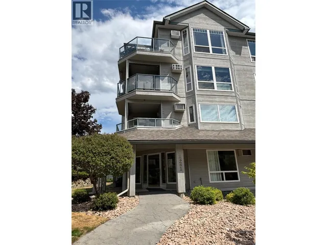 401 - 3221 CENTENNIAL DRIVE, Vernon 2