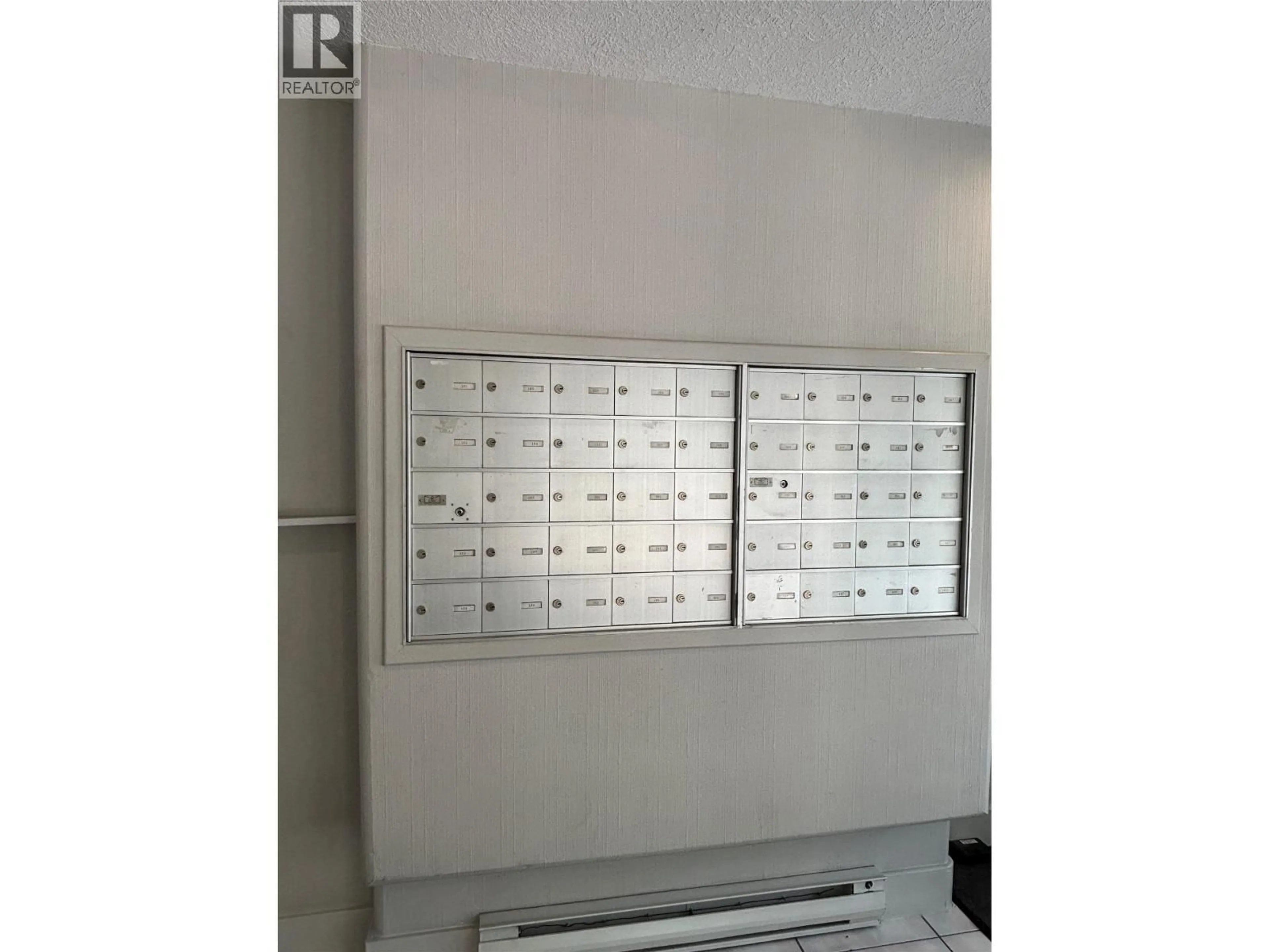 Storage room or clothes room or walk-in closet for 401 - 3221 CENTENNIAL DRIVE, Vernon British Columbia V1T2T8