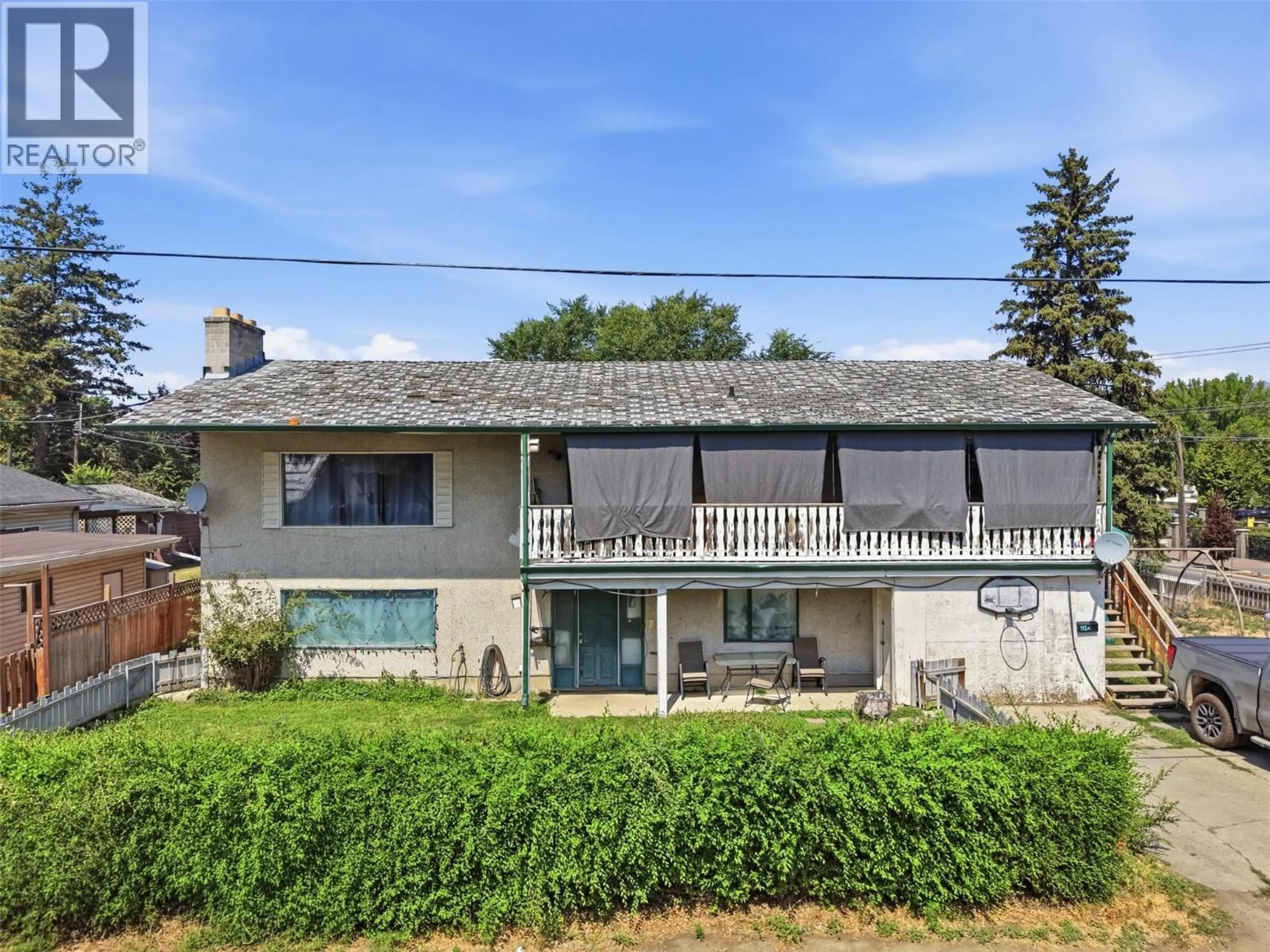 A pic from outside/outdoor area/front of a property/back of a property/a pic from drone, street for 112 WILLIAMS STREET, Kamloops British Columbia V2B3Z6