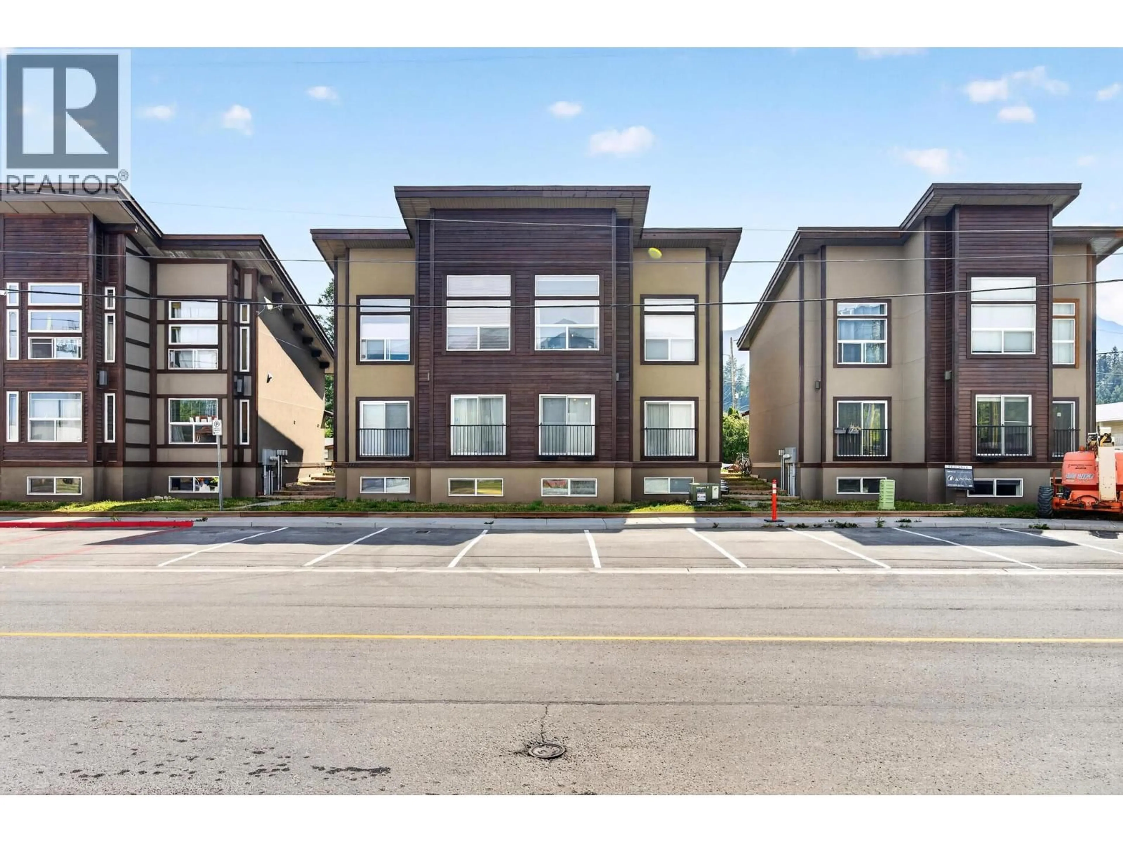 Unknown for 6 - 1110 11TH STREET, Golden British Columbia V0A1H0