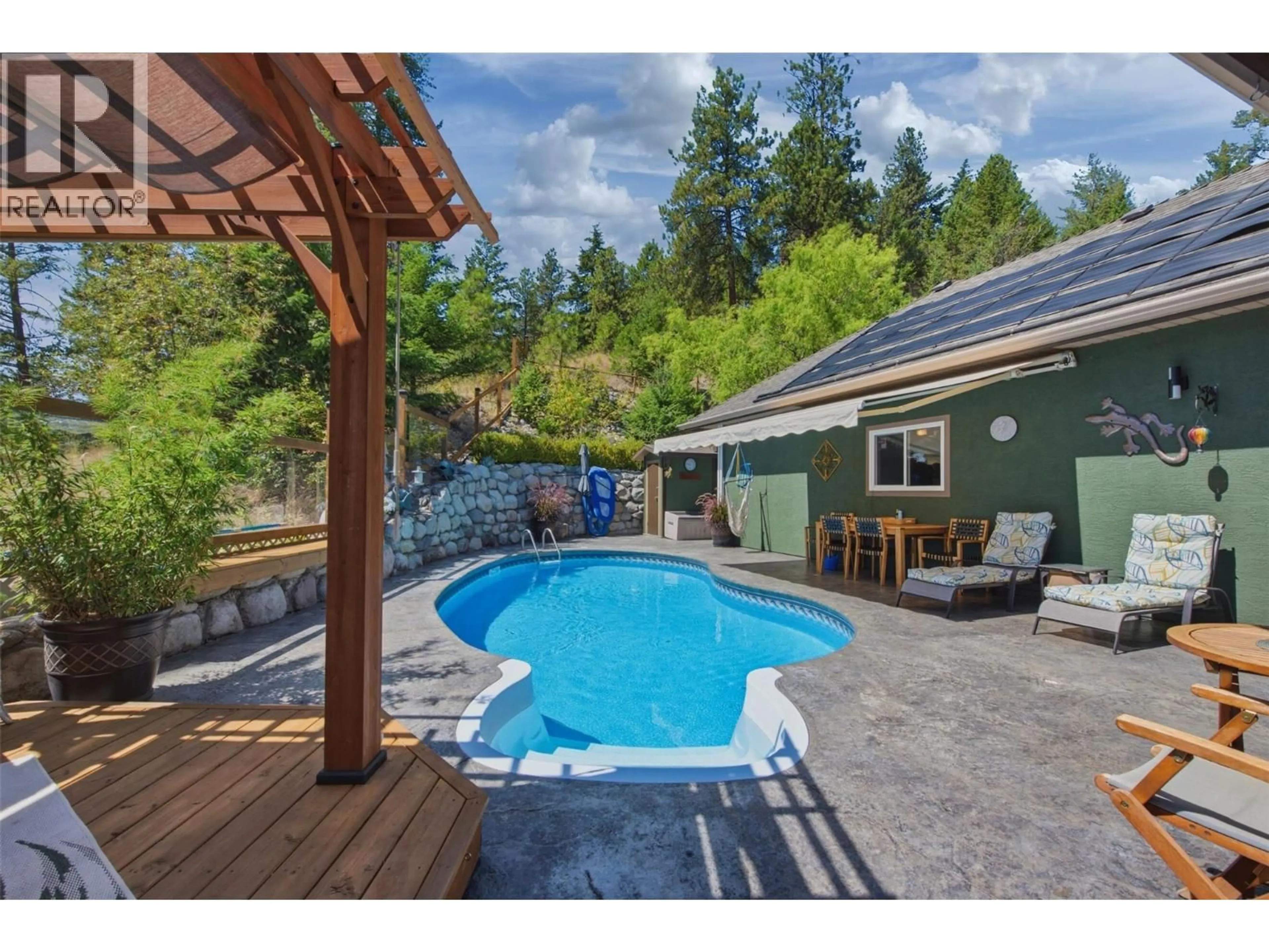 Pool for 594 MOUNTAIN DRIVE, Vernon British Columbia V1H2B7