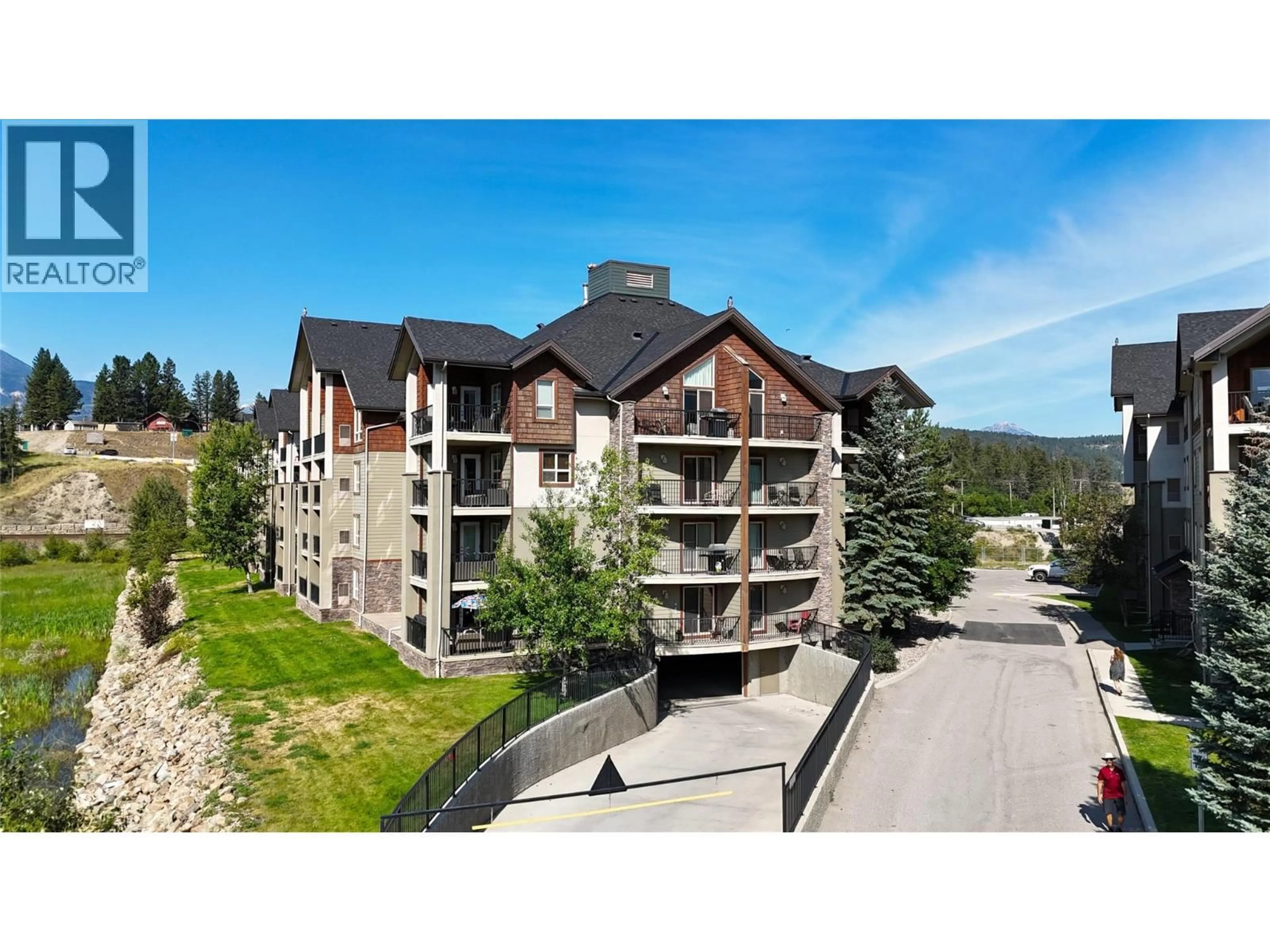 A pic from outside/outdoor area/front of a property/back of a property/a pic from drone, mountain view for 1403 - 205 THIRD AVENUE, Invermere British Columbia V0A1K7