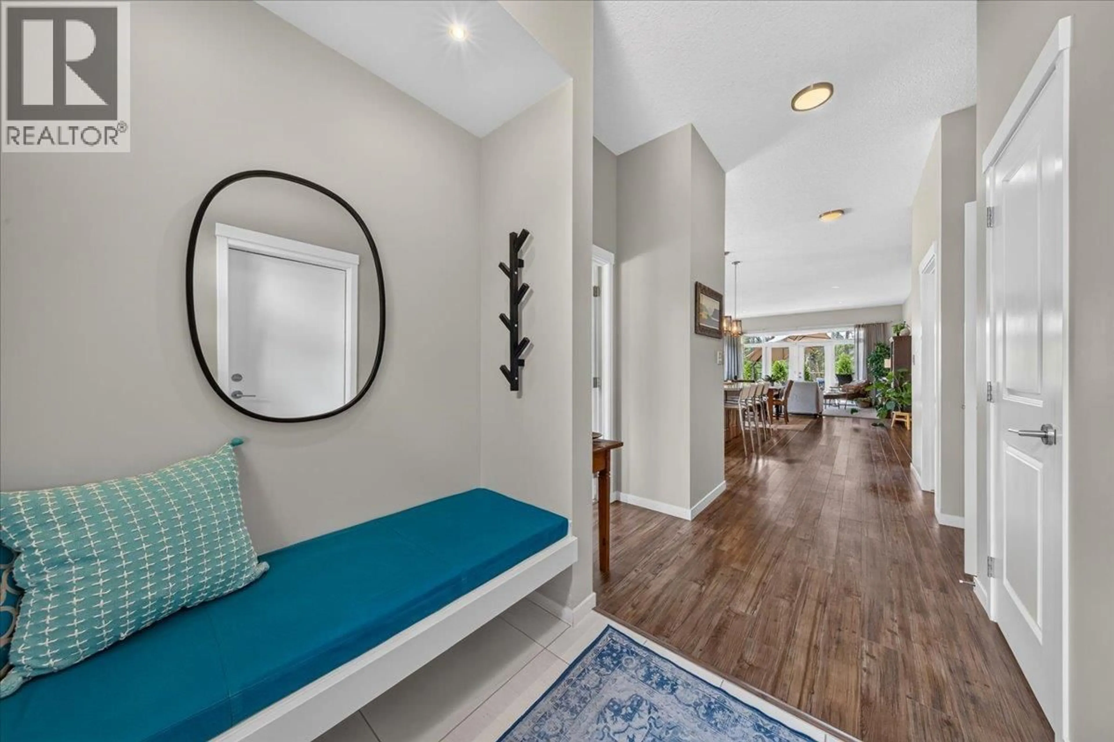 Indoor entryway for 1897 PINERIDGE MOUNTAIN LINK OTHER, Invermere British Columbia V0A1K4