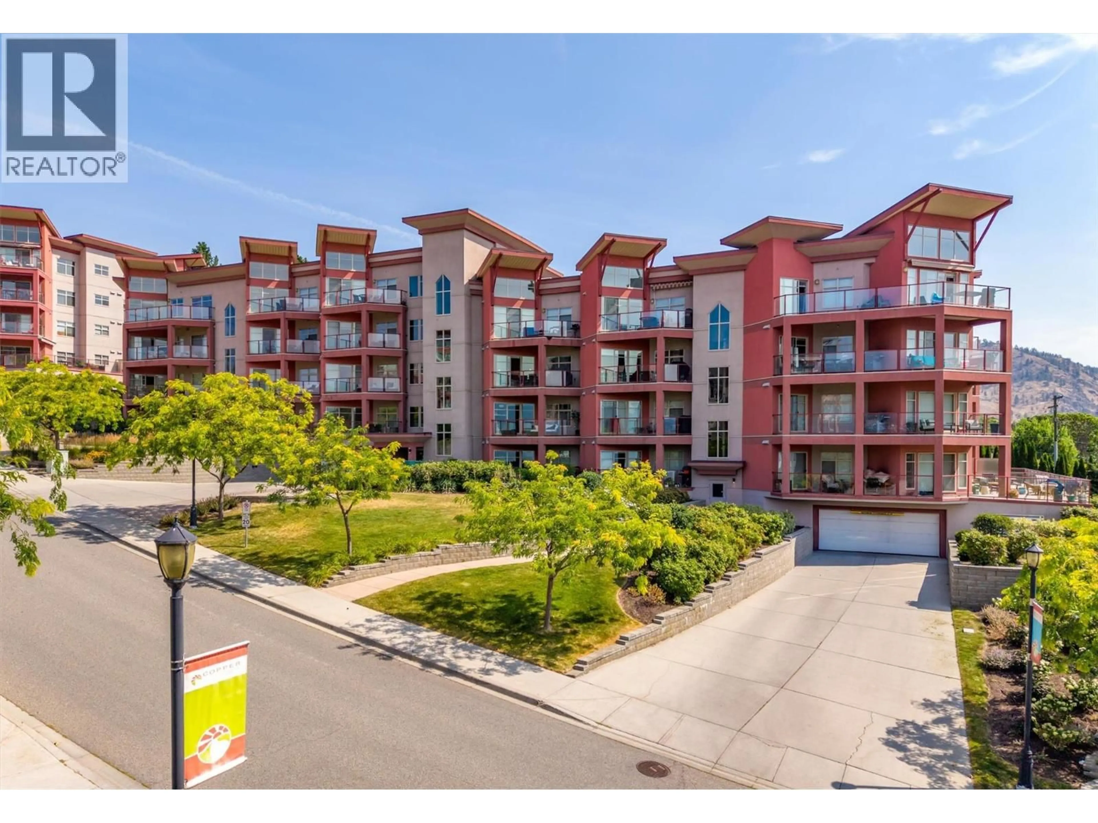A pic from outside/outdoor area/front of a property/back of a property/a pic from drone, unknown for 304 - 3211 SKYVIEW LANE, West Kelowna British Columbia V4T3J3