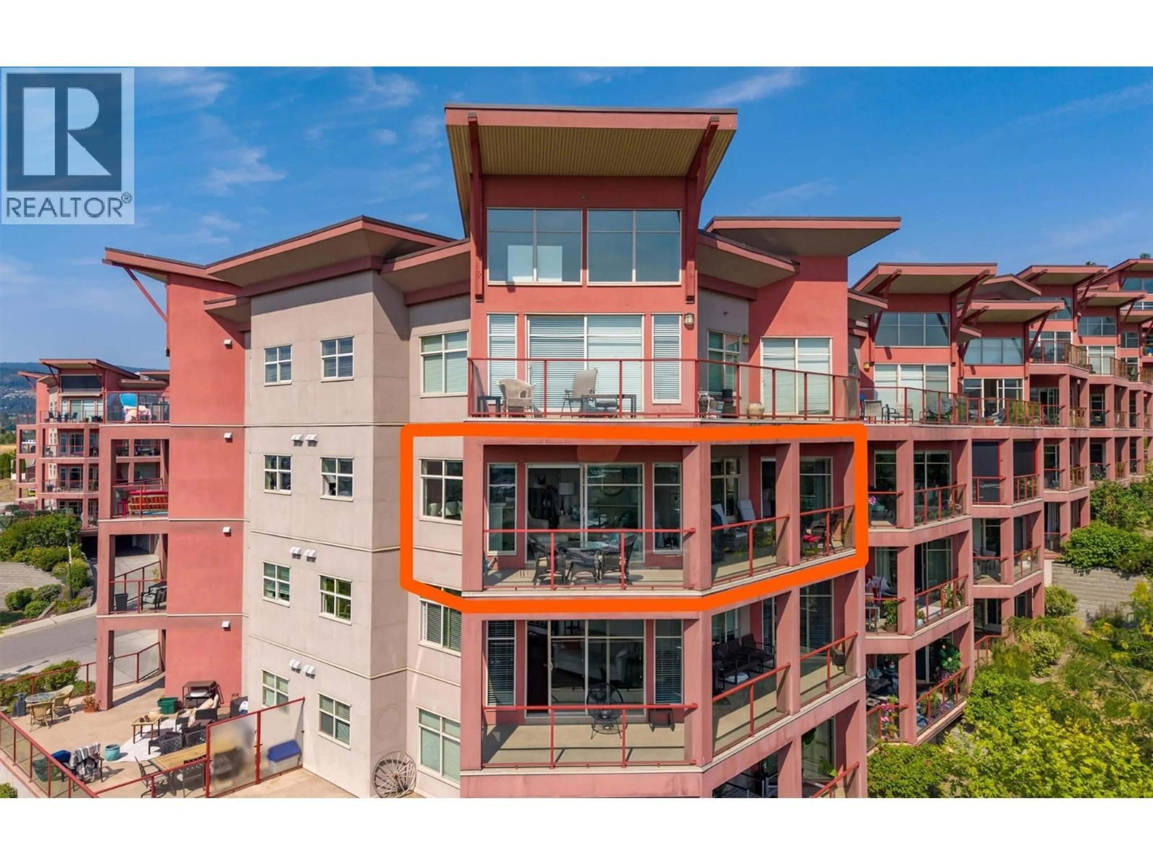 A pic from outside/outdoor area/front of a property/back of a property/a pic from drone, building for 304 - 3211 SKYVIEW LANE, West Kelowna British Columbia V4T3J3