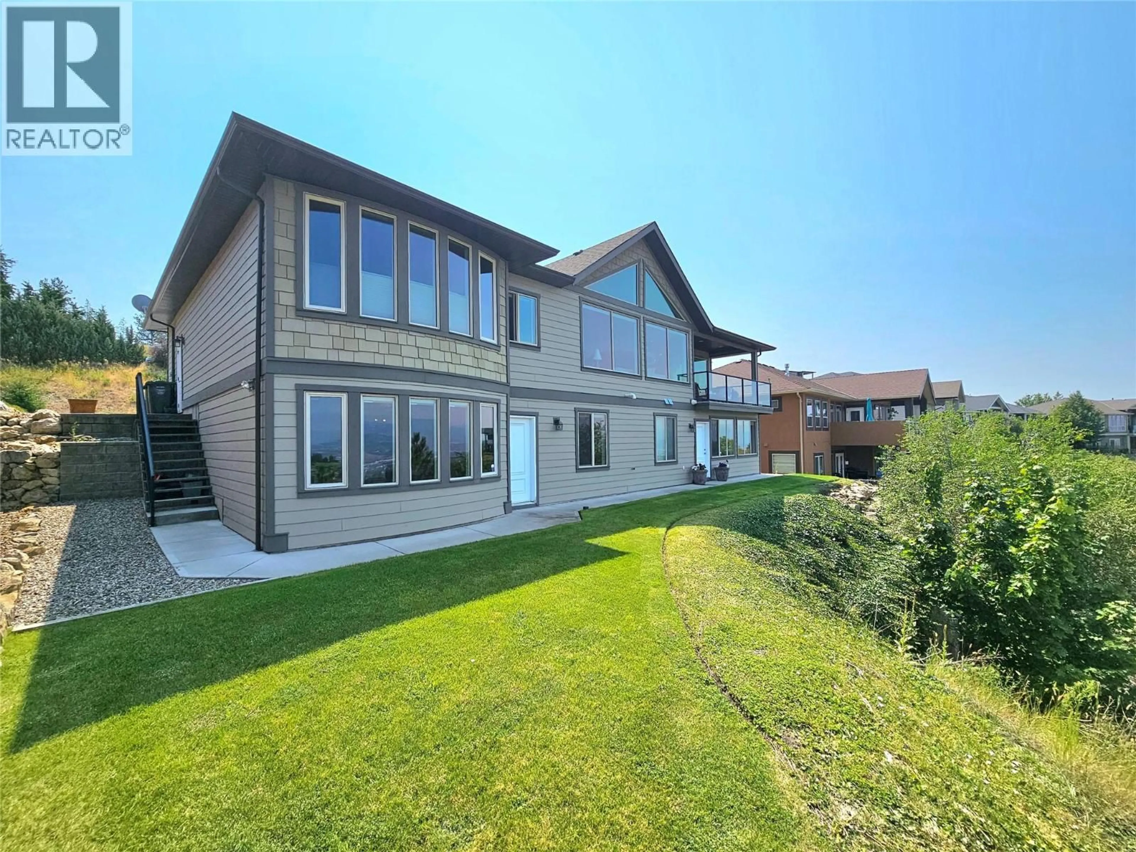 A pic from outside/outdoor area/front of a property/back of a property/a pic from drone, unknown for 1494 MONTENEGRO DRIVE, Kelowna British Columbia V1P1R3