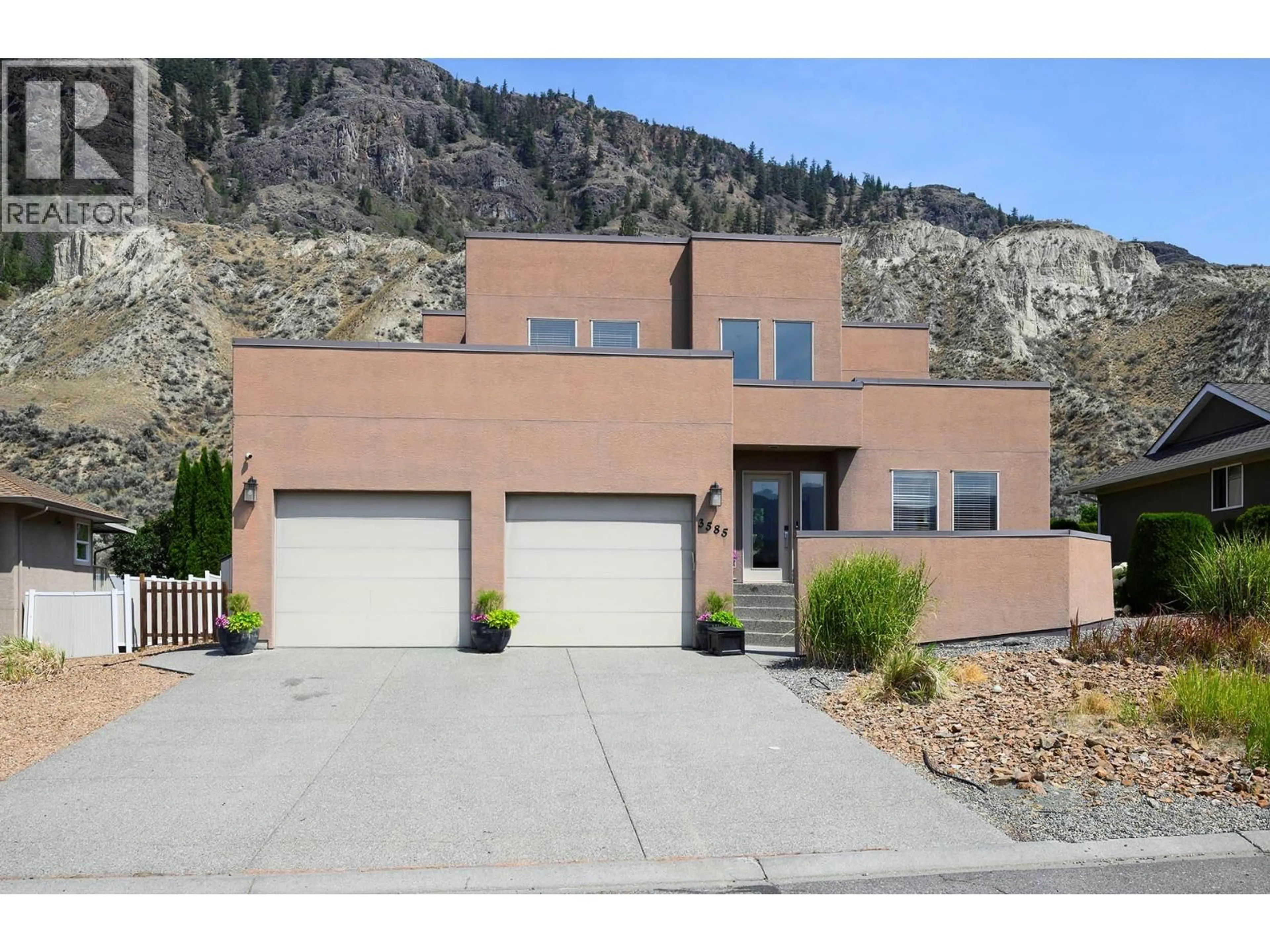 Home with vinyl exterior material, street for 3585 NAVATANEE DRIVE, Kamloops British Columbia V2H1S1
