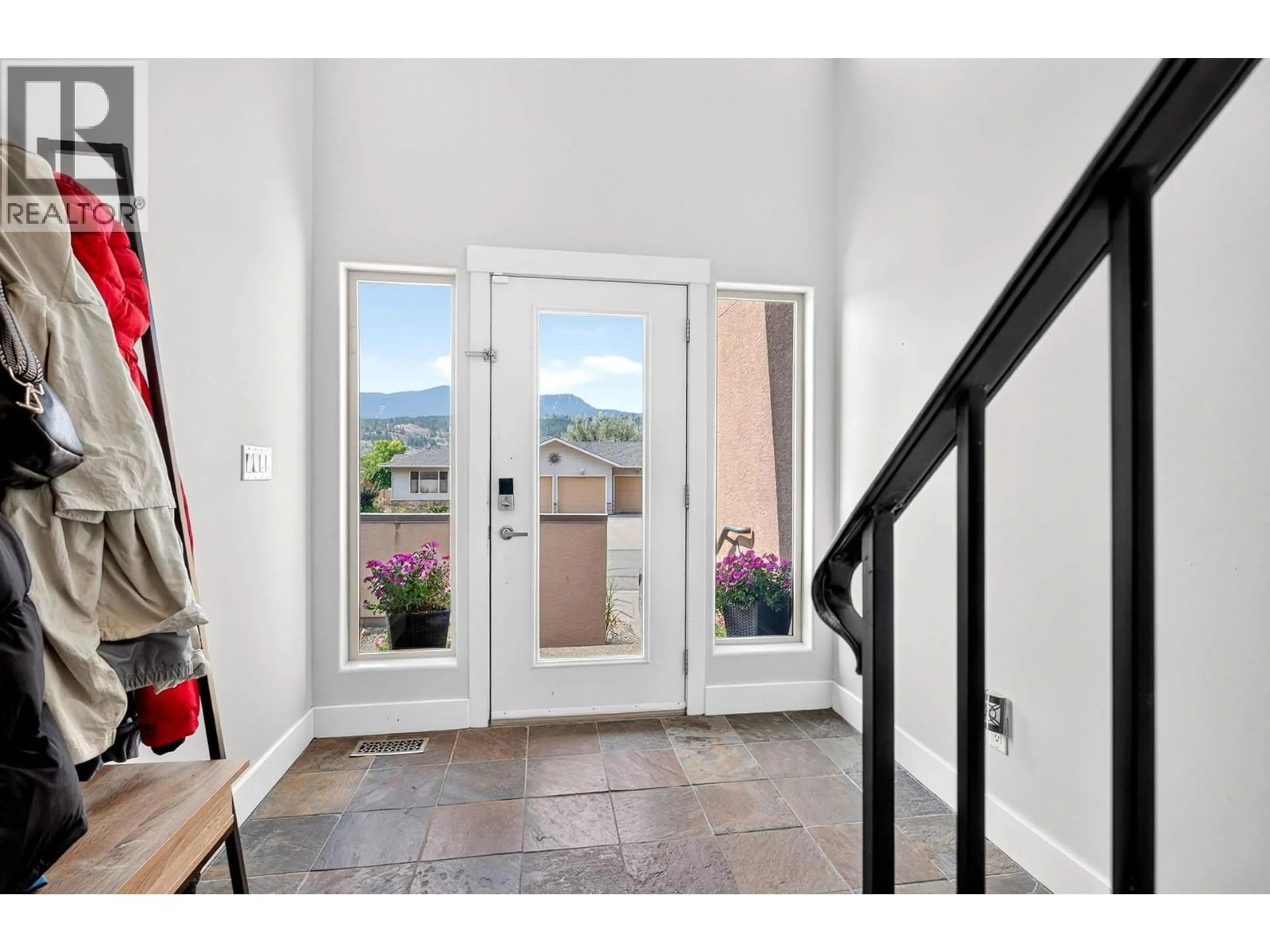 Indoor entryway for 3585 NAVATANEE DRIVE, Kamloops British Columbia V2H1S1