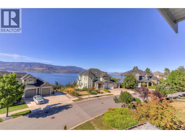 390 QUILCHENA DRIVE, Kelowna 4