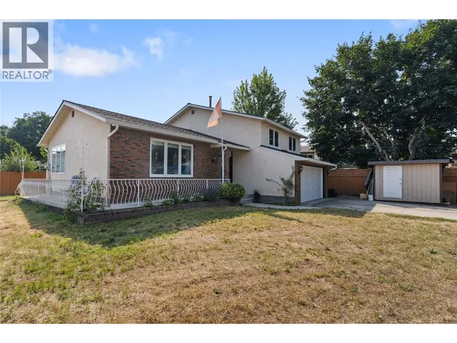 4201 LAKESHORE ROAD, Kelowna 2