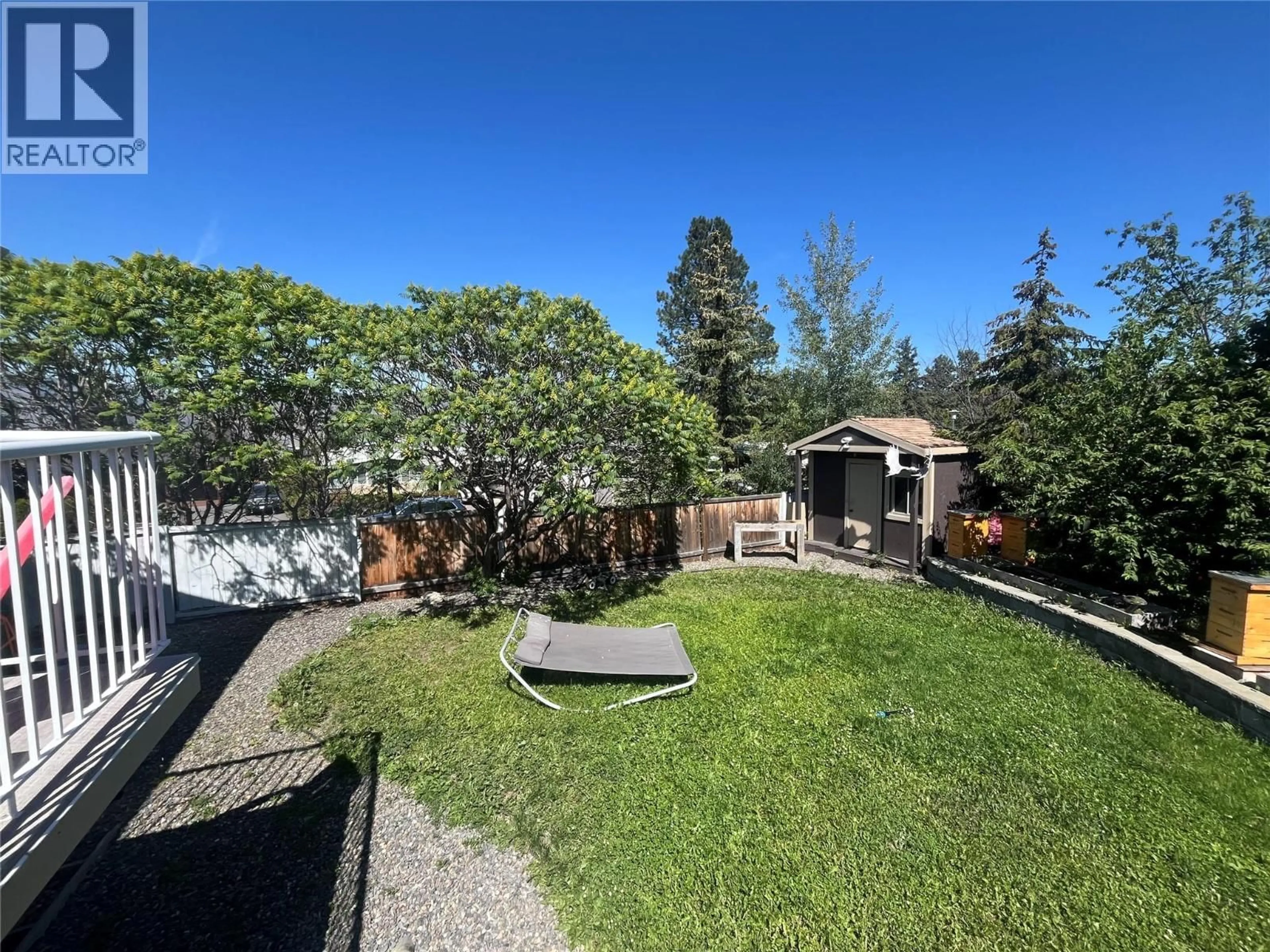 A pic from outside/outdoor area/front of a property/back of a property/a pic from drone, unknown for 201 HOLLYBURN DRIVE, Kamloops British Columbia V2E1Y9
