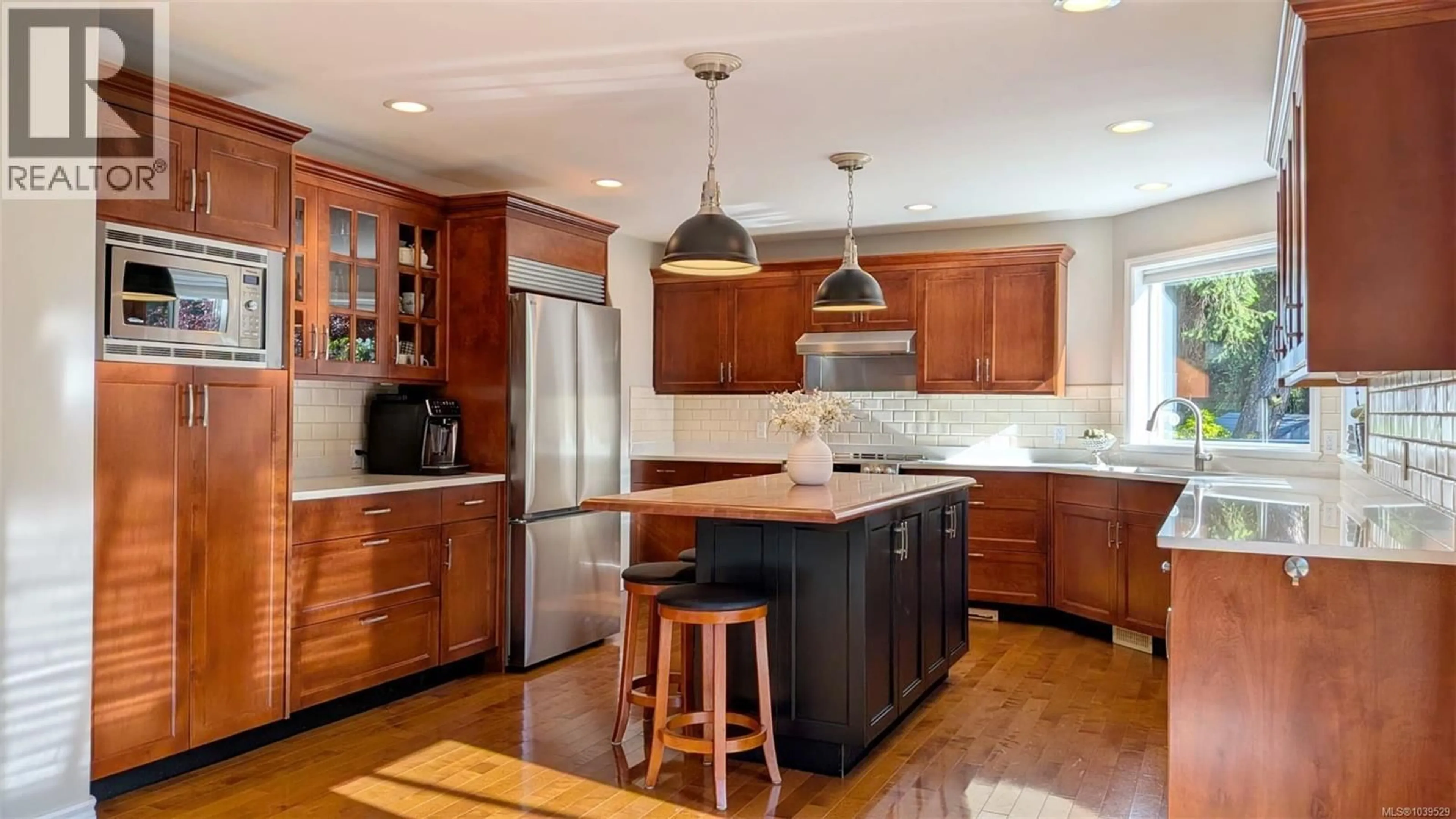 Open concept kitchen, unknown for 6531 OSPREY PLACE, Duncan British Columbia V9L5S3