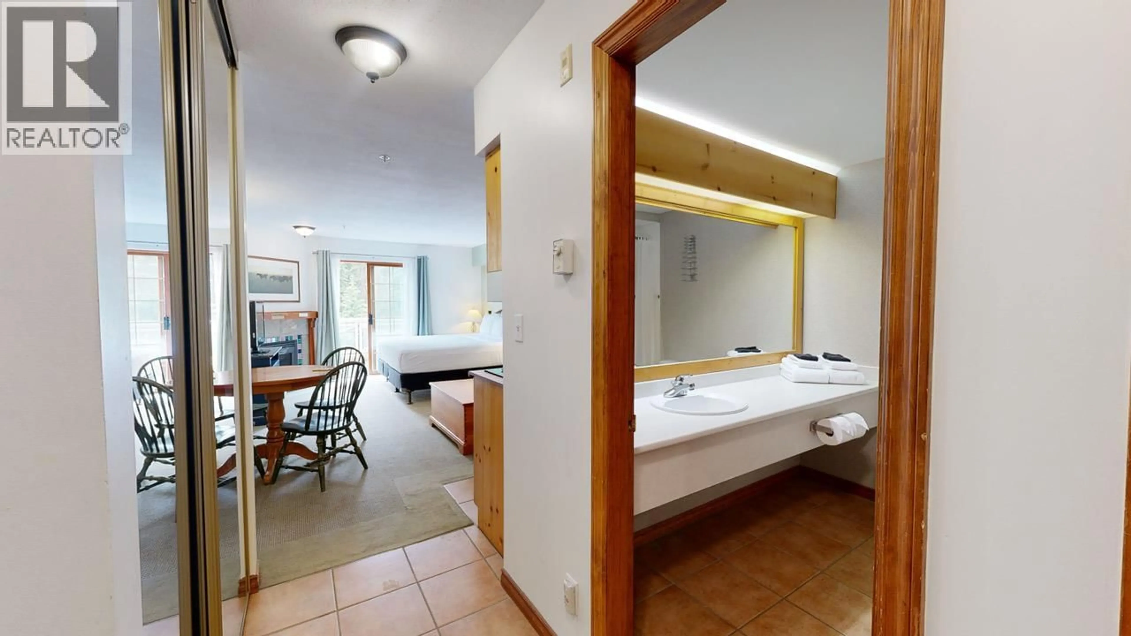 Standard bathroom, ceramic/tile floor for 323 - 3170 CREEKSIDE WAY, Sun Peaks British Columbia V0E5N0