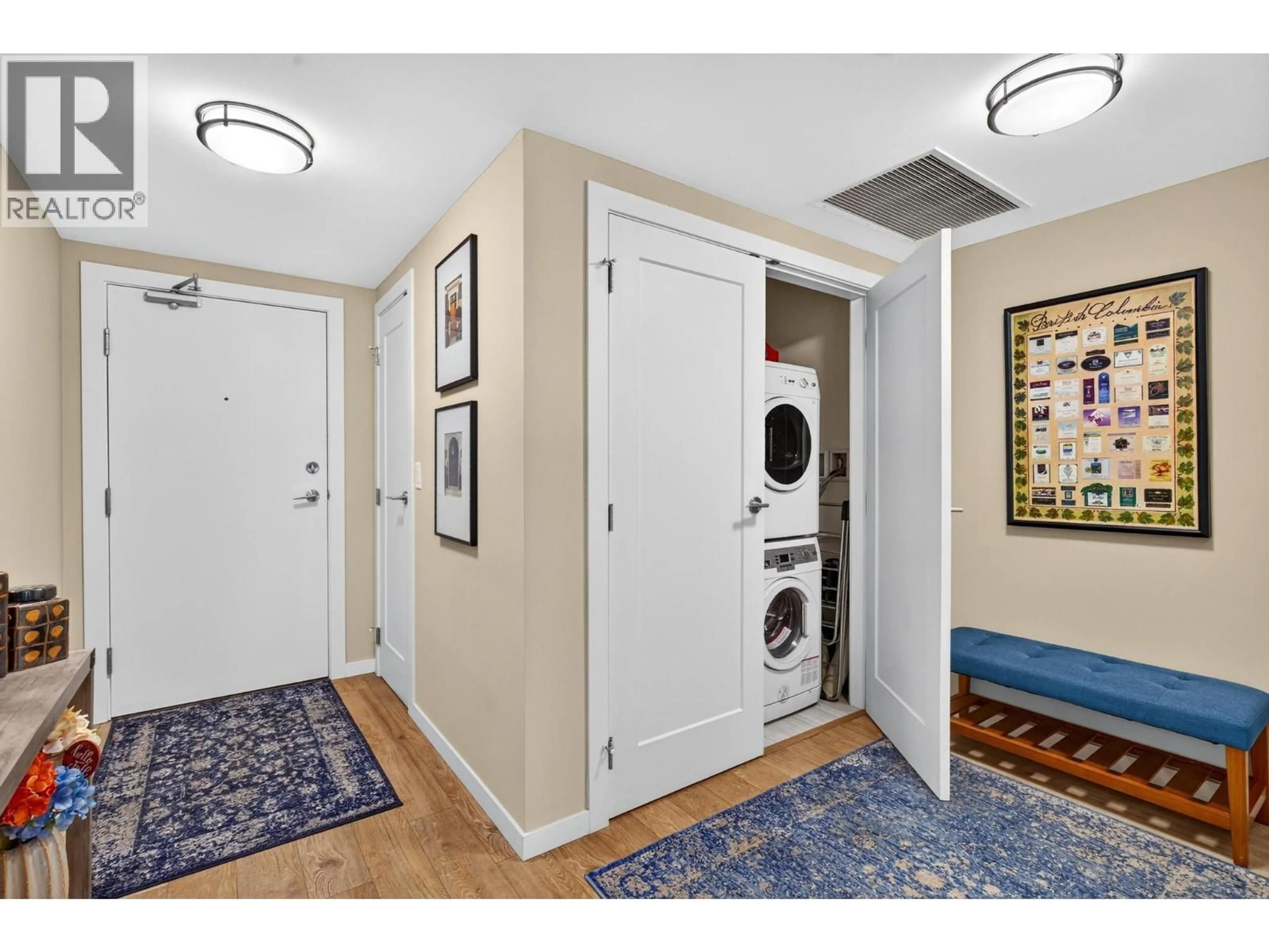 Indoor entryway for 1102 - 485 GROVES AVENUE, Kelowna British Columbia V1Y0C1