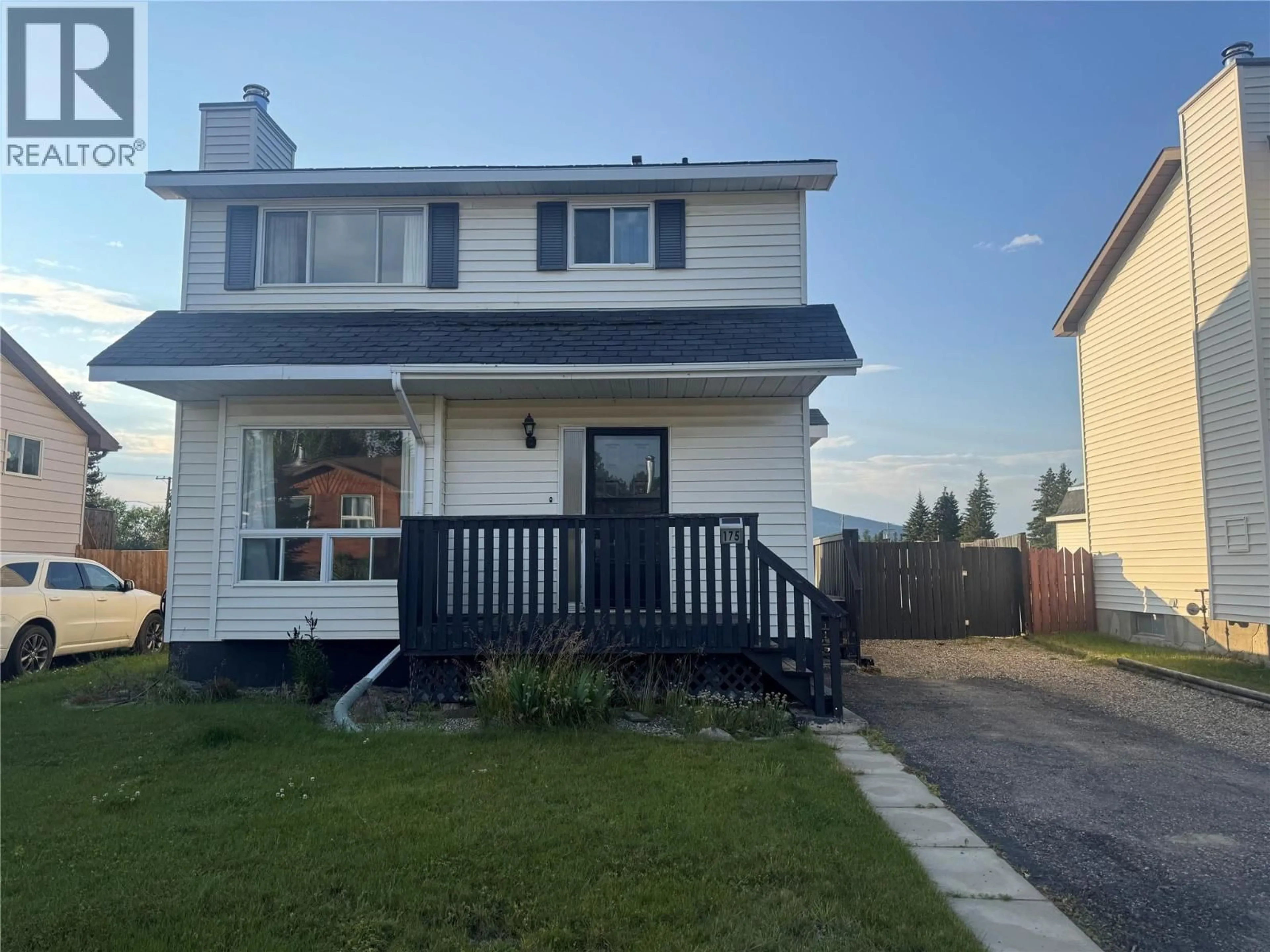 Home with vinyl exterior material, street for 175 VALLEYVIEW CRESCENT, Tumbler Ridge British Columbia V0C2W0