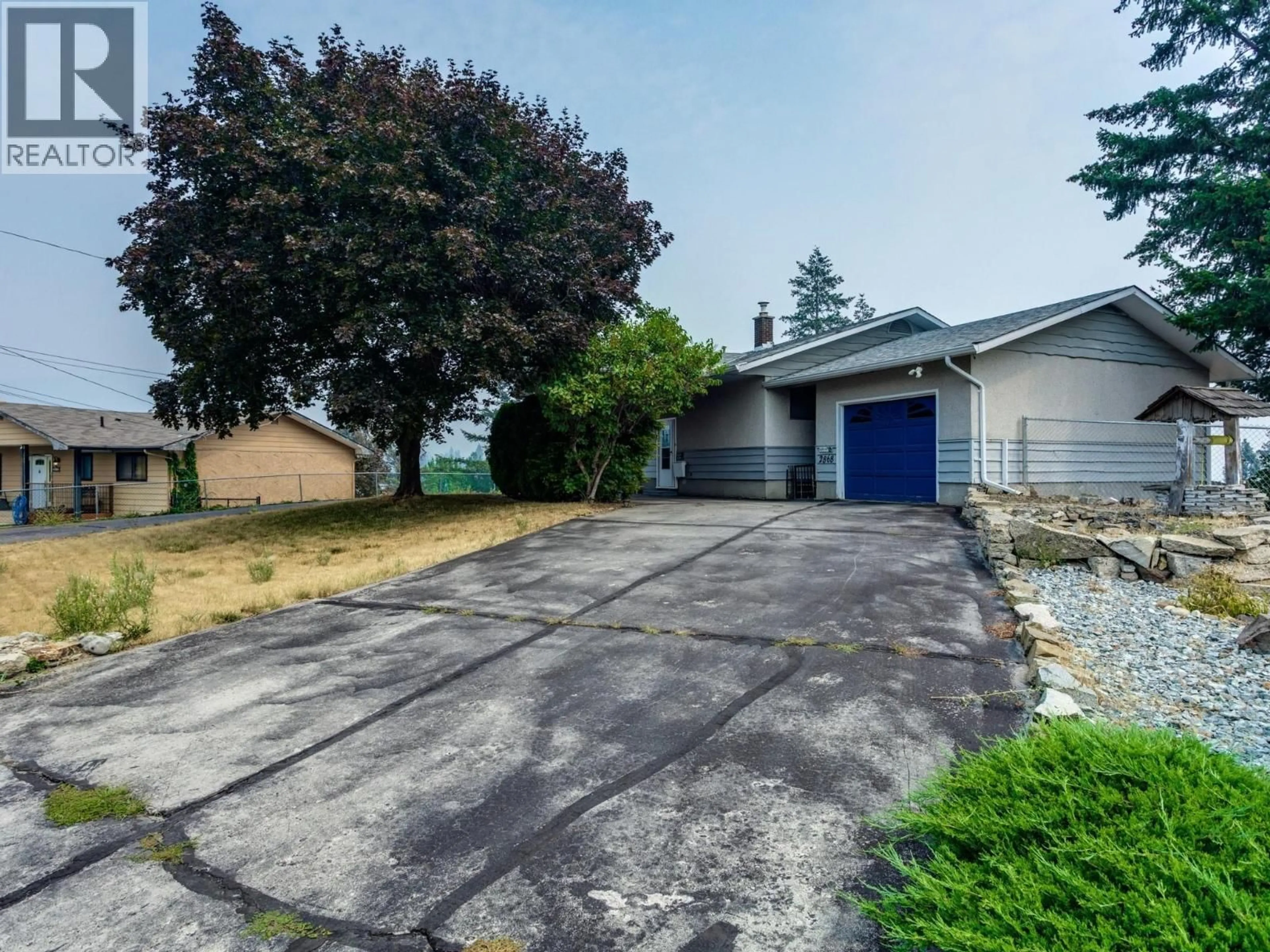 A pic from outside/outdoor area/front of a property/back of a property/a pic from drone, street for 2868 LOWER GLENROSA ROAD, West Kelowna British Columbia V4T1C9